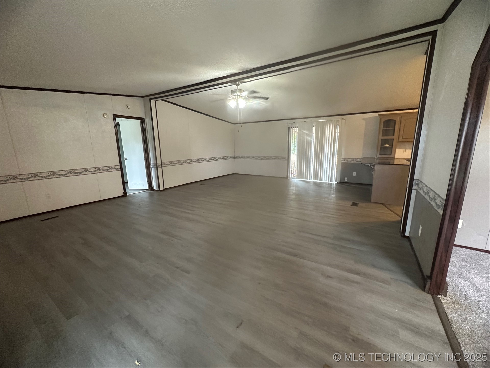 1931 Coon Creek Property Photo 11