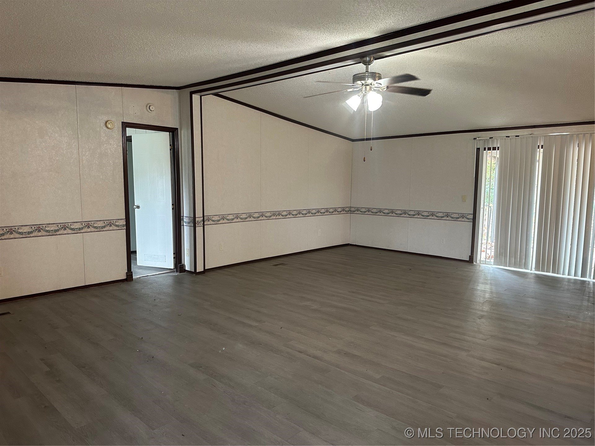 1931 Coon Creek Property Photo 13