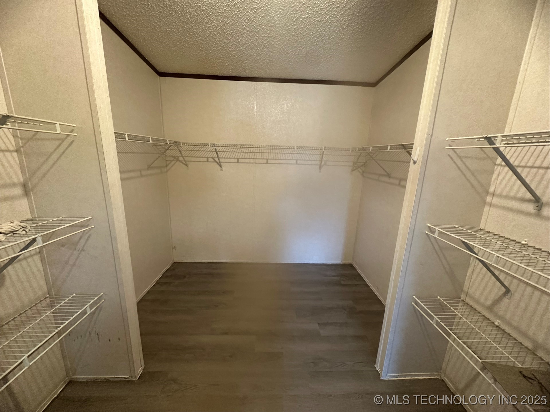 1931 Coon Creek Property Photo 33