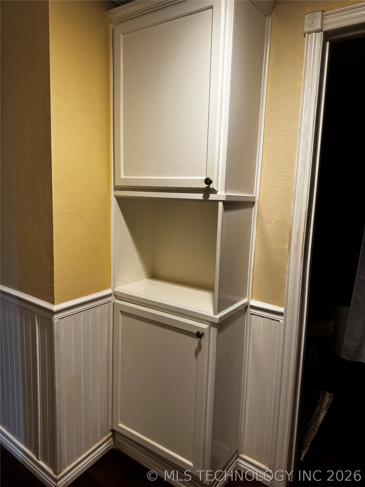 72 W Hilltop Road Property Photo 17