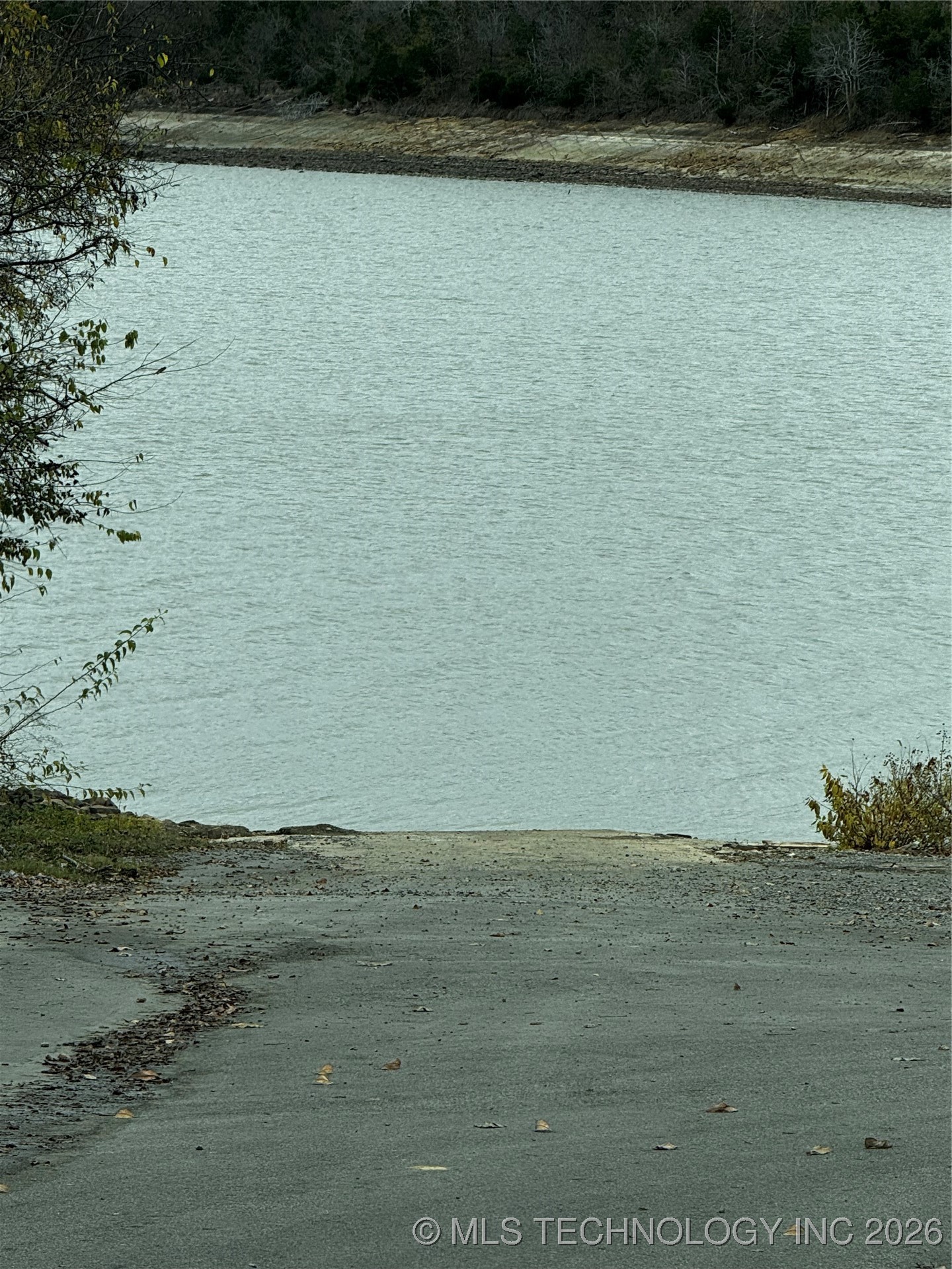 72 W Hilltop Road Property Photo 21