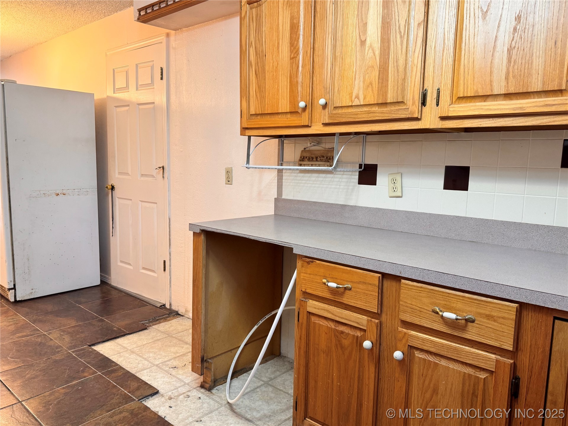 1114 Comet Property Photo 15