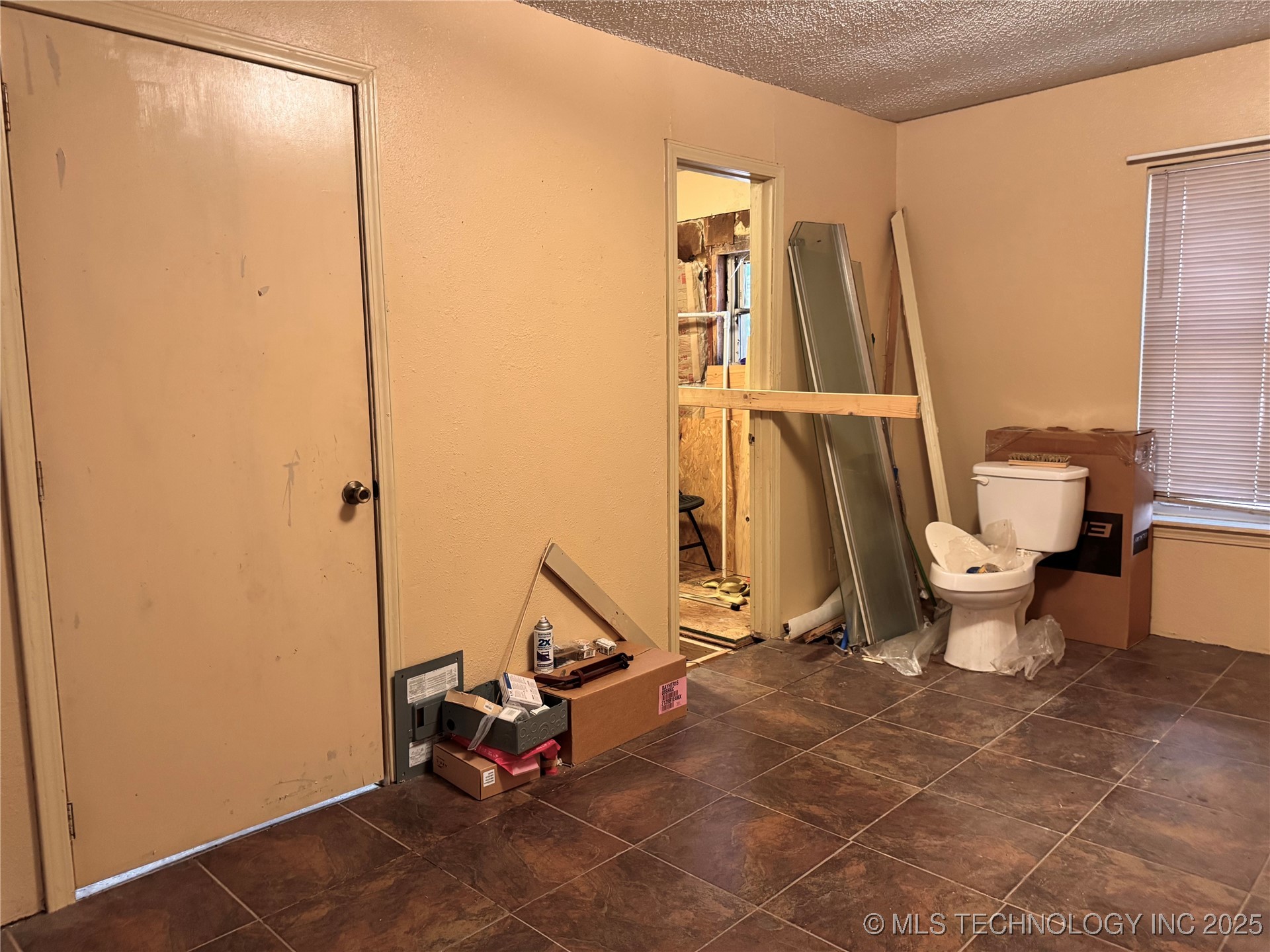 1114 Comet Property Photo 23