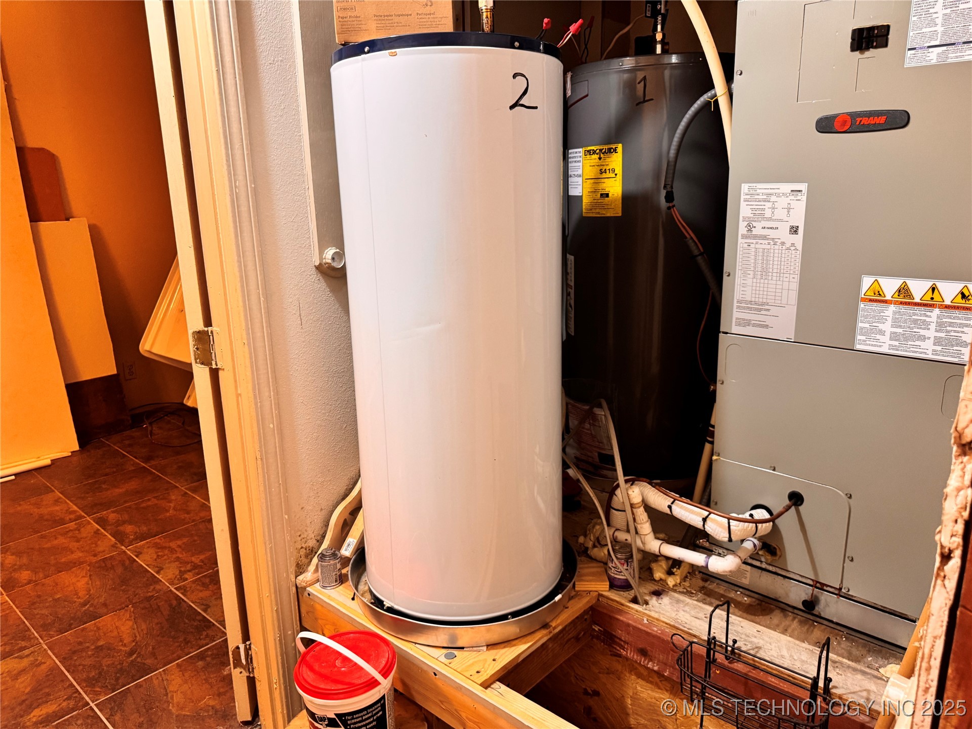 1114 Comet Property Photo 27