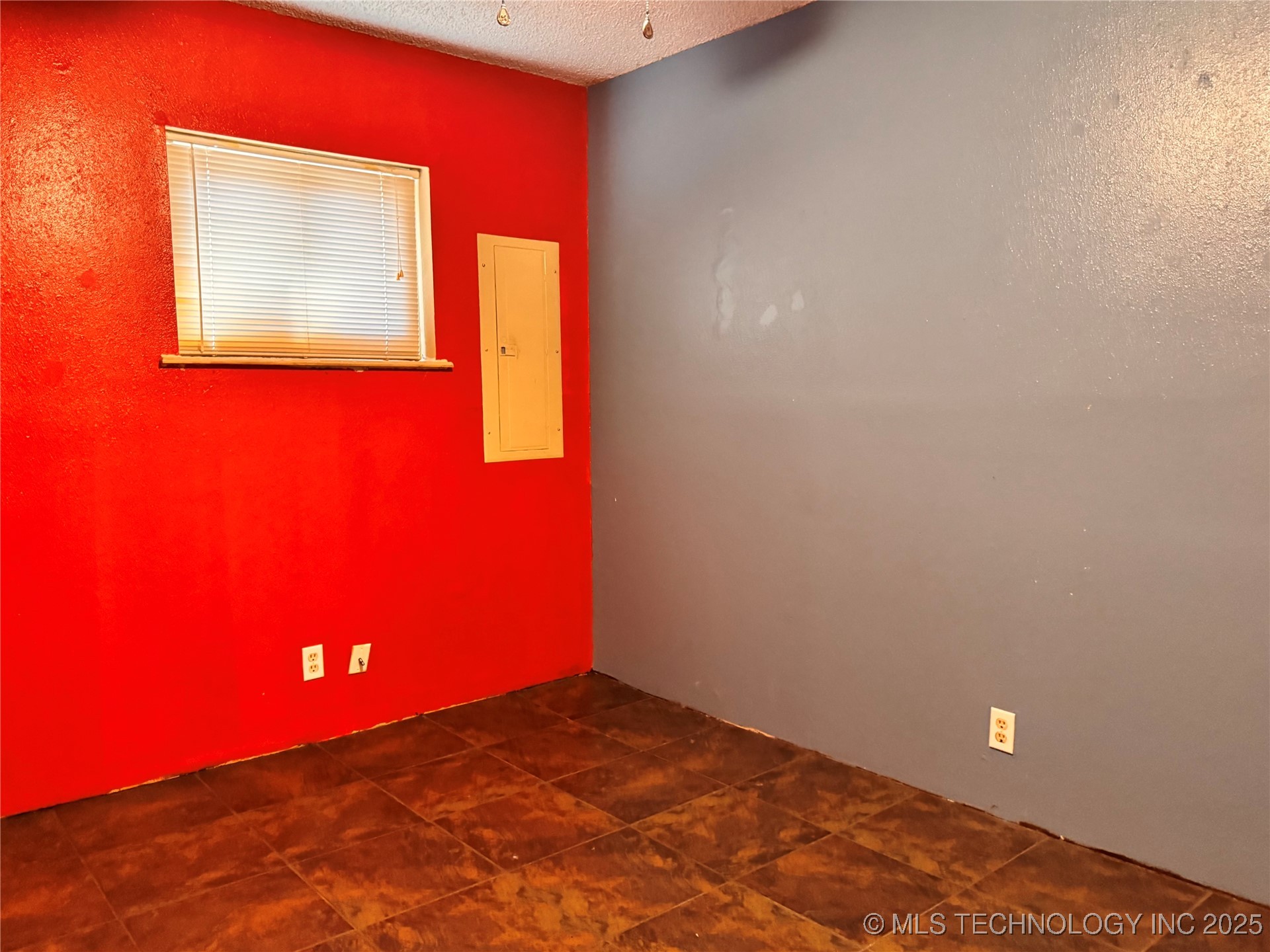 1114 Comet Property Photo 36