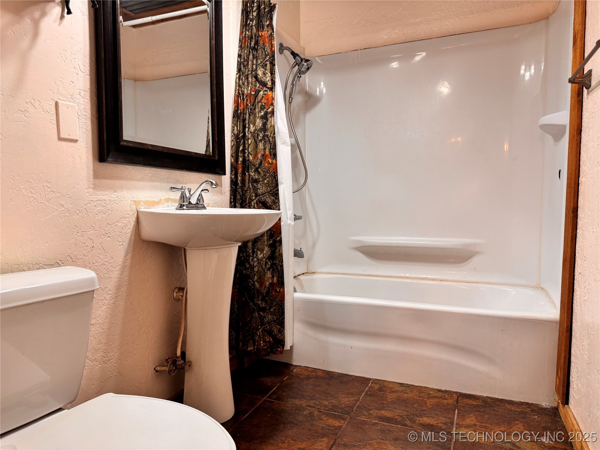 1114 Comet Property Photo 41