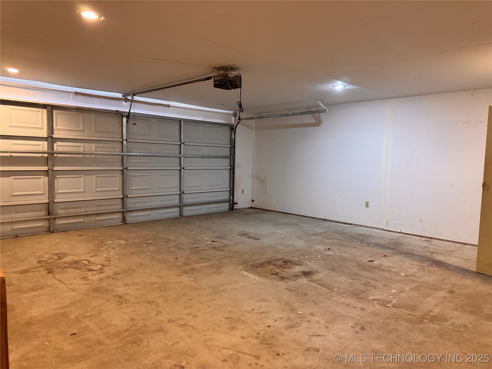 1114 Comet Property Photo 52