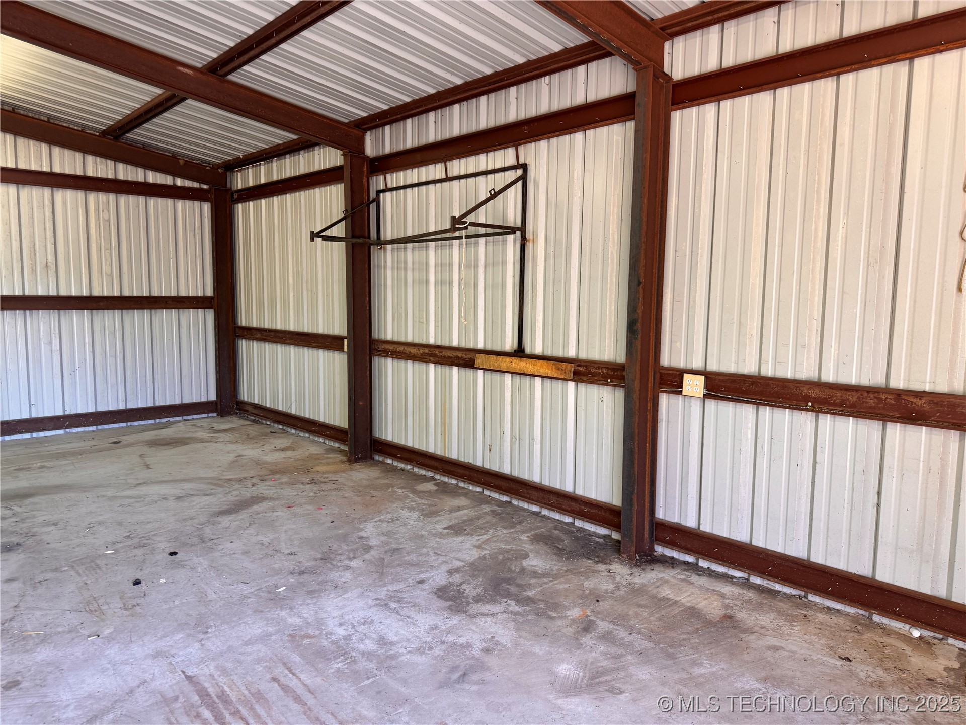 1114 Comet Property Photo 58