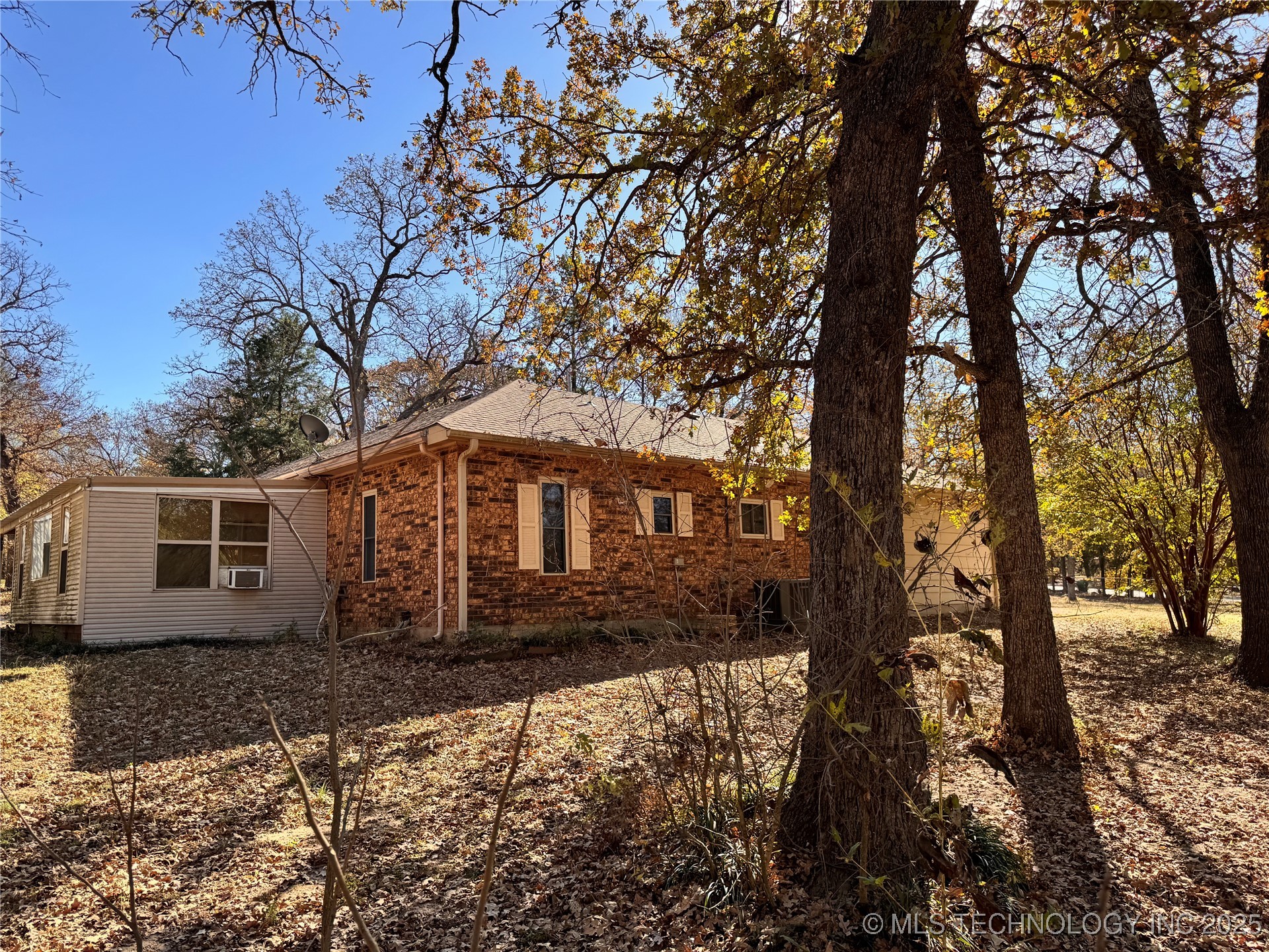 1114 Comet Property Photo 62