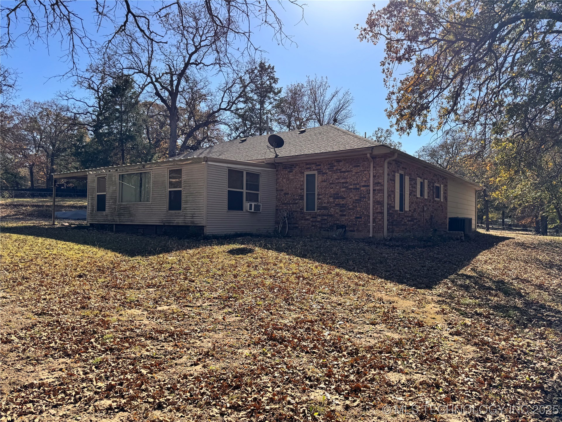 1114 Comet Property Photo 63