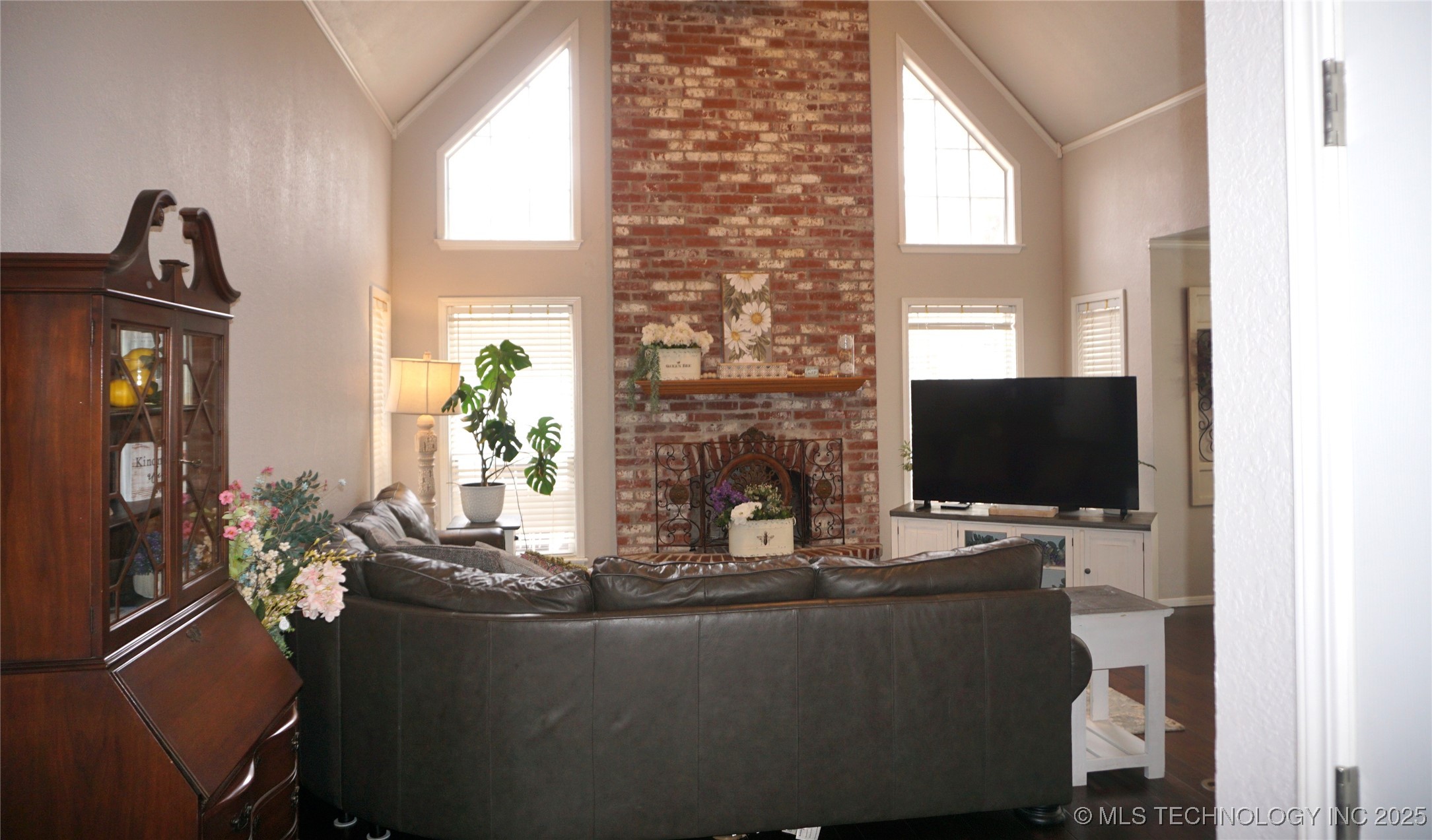 906 N 14 Street Property Photo 26