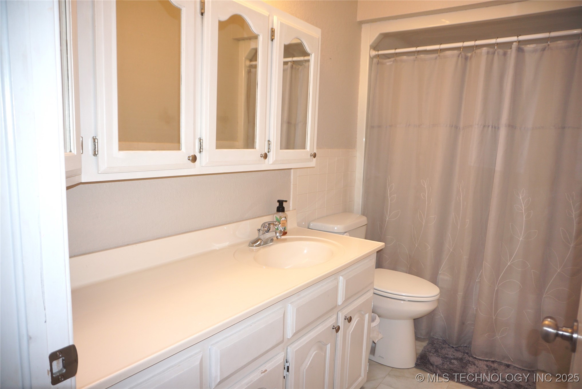 906 N 14 Street Property Photo 36