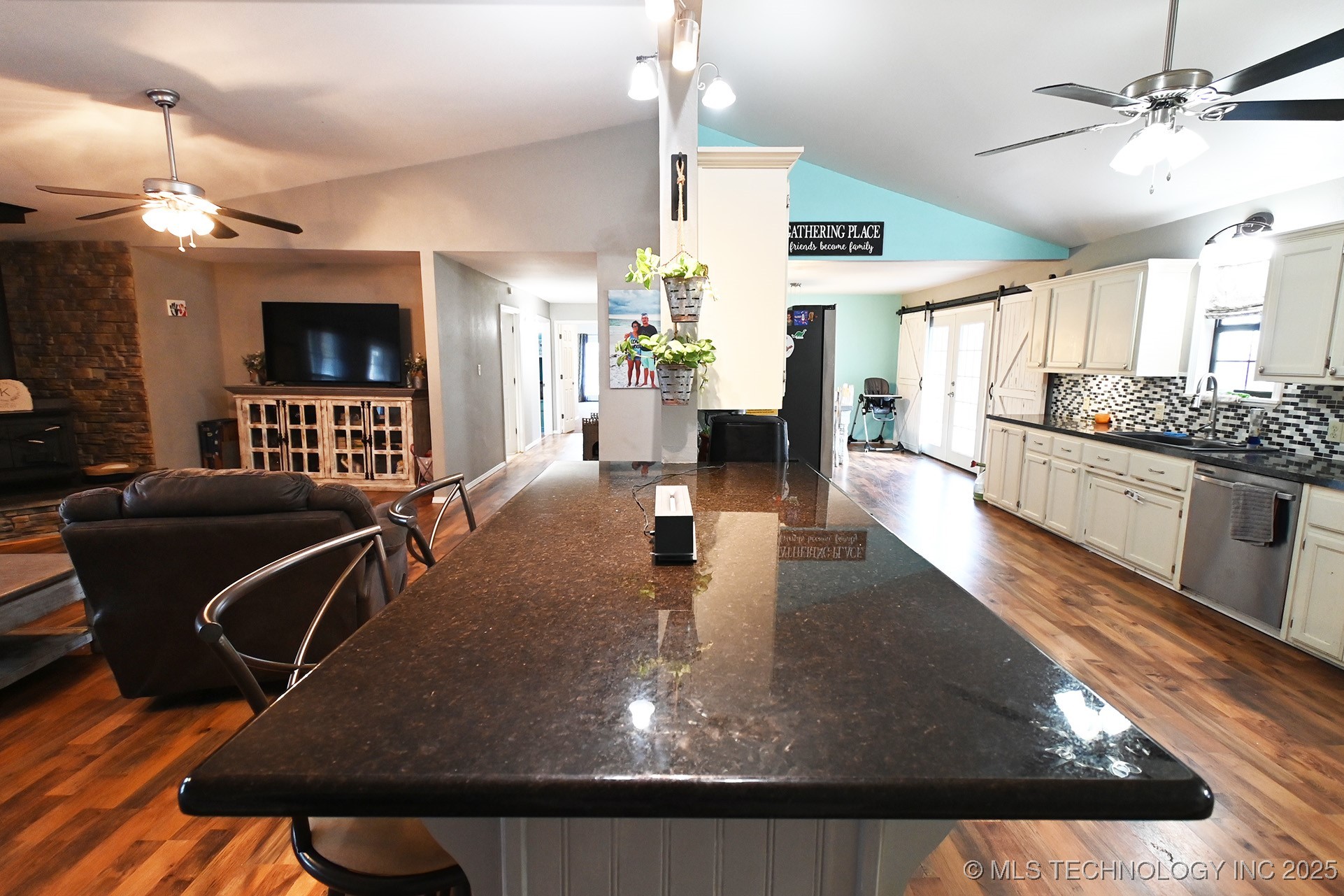 106219 S 4757 Road Property Photo 5