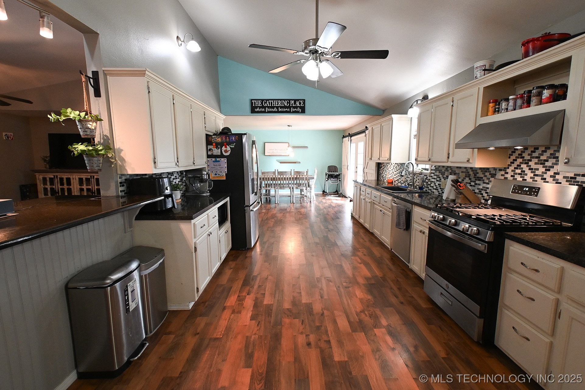 106219 S 4757 Road Property Photo 12