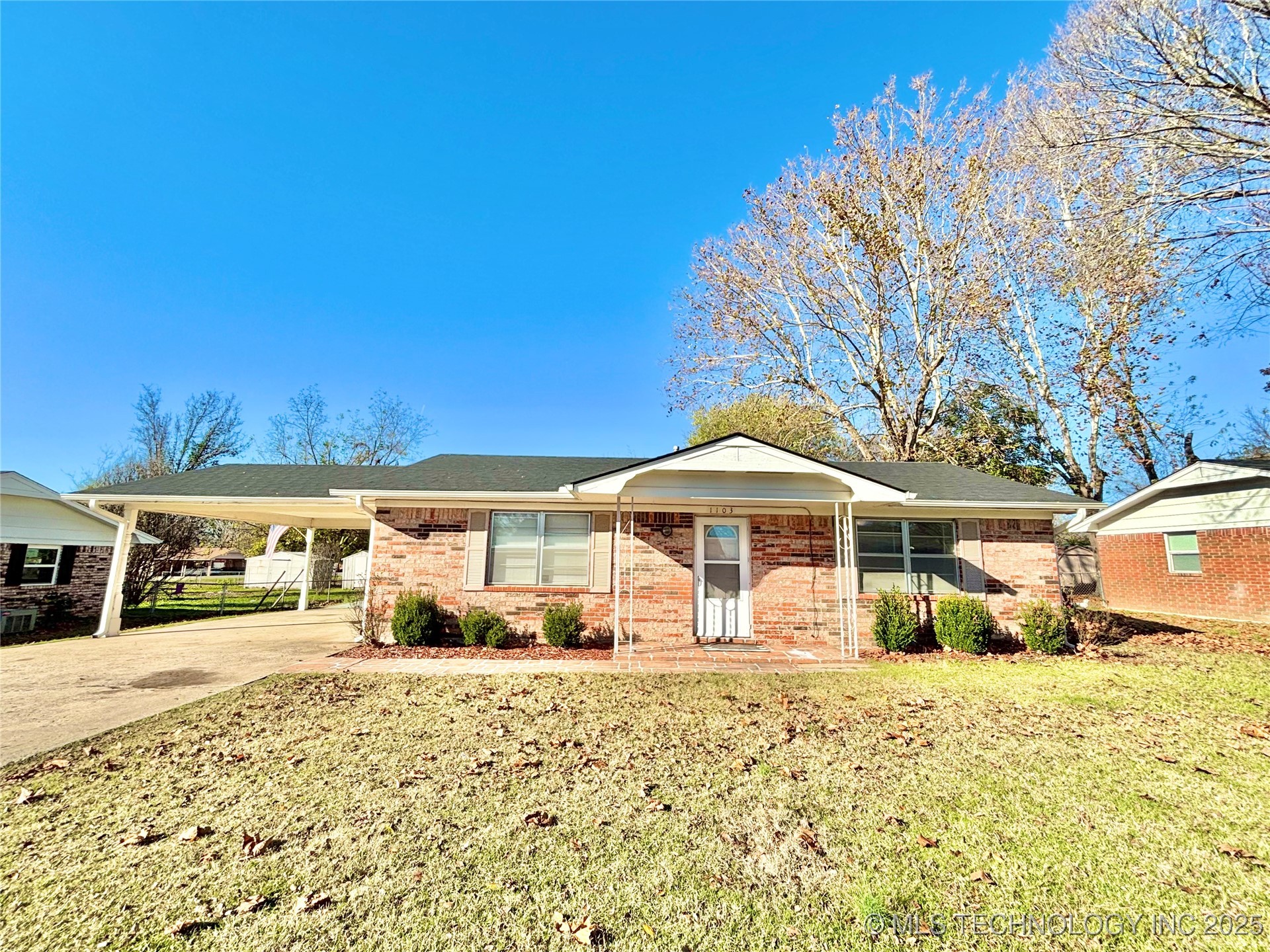 1103 Nw 9th Street Property Photo 1