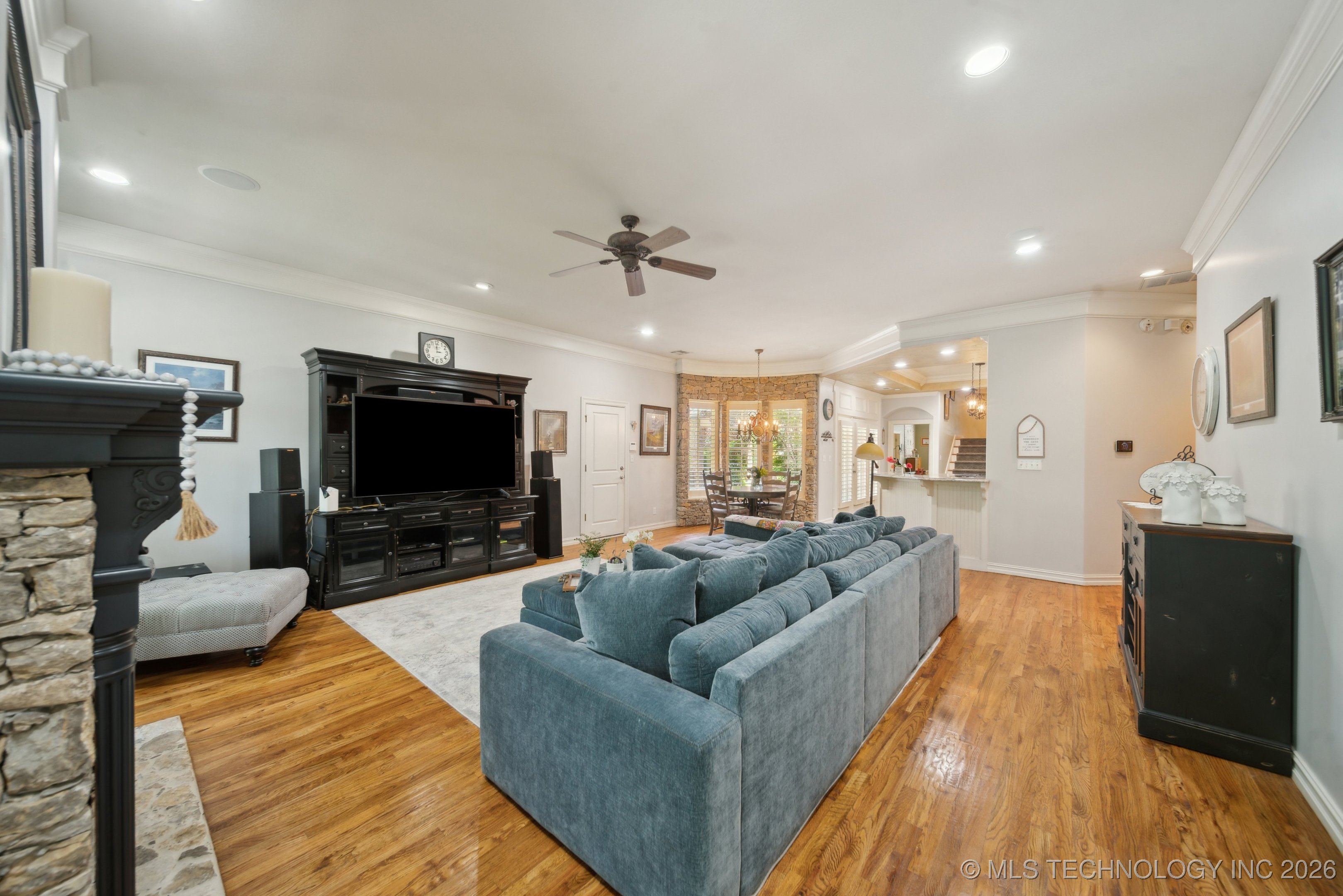 3335 E 93rd Street Property Photo 10