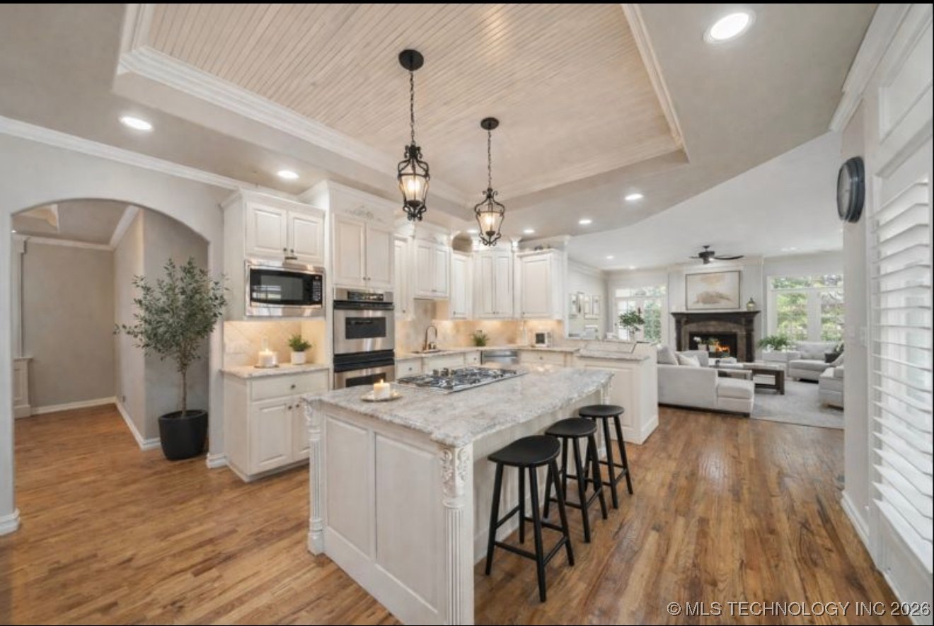 3335 E 93rd Street Property Photo 16