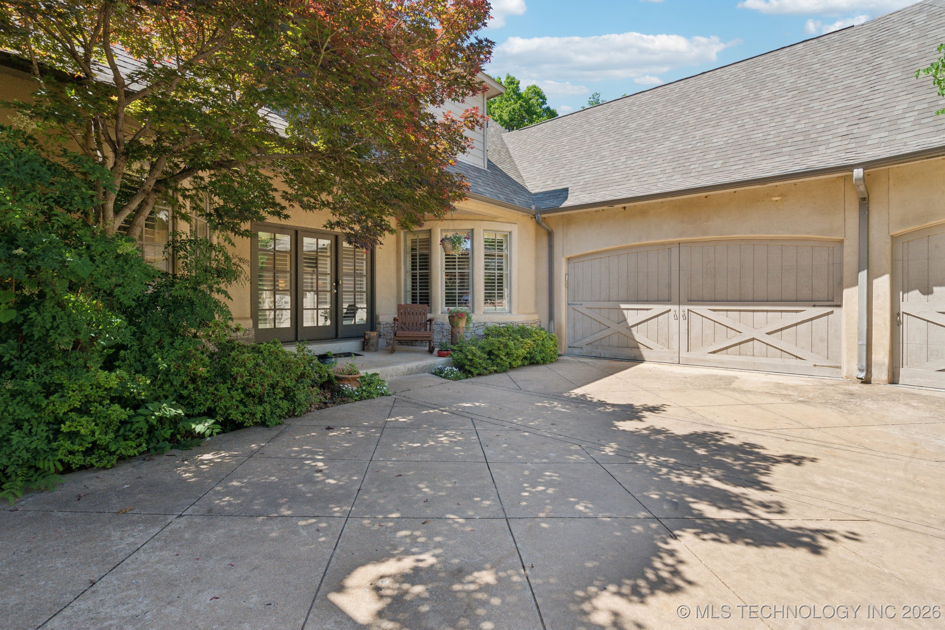 3335 E 93rd Street Property Photo 39