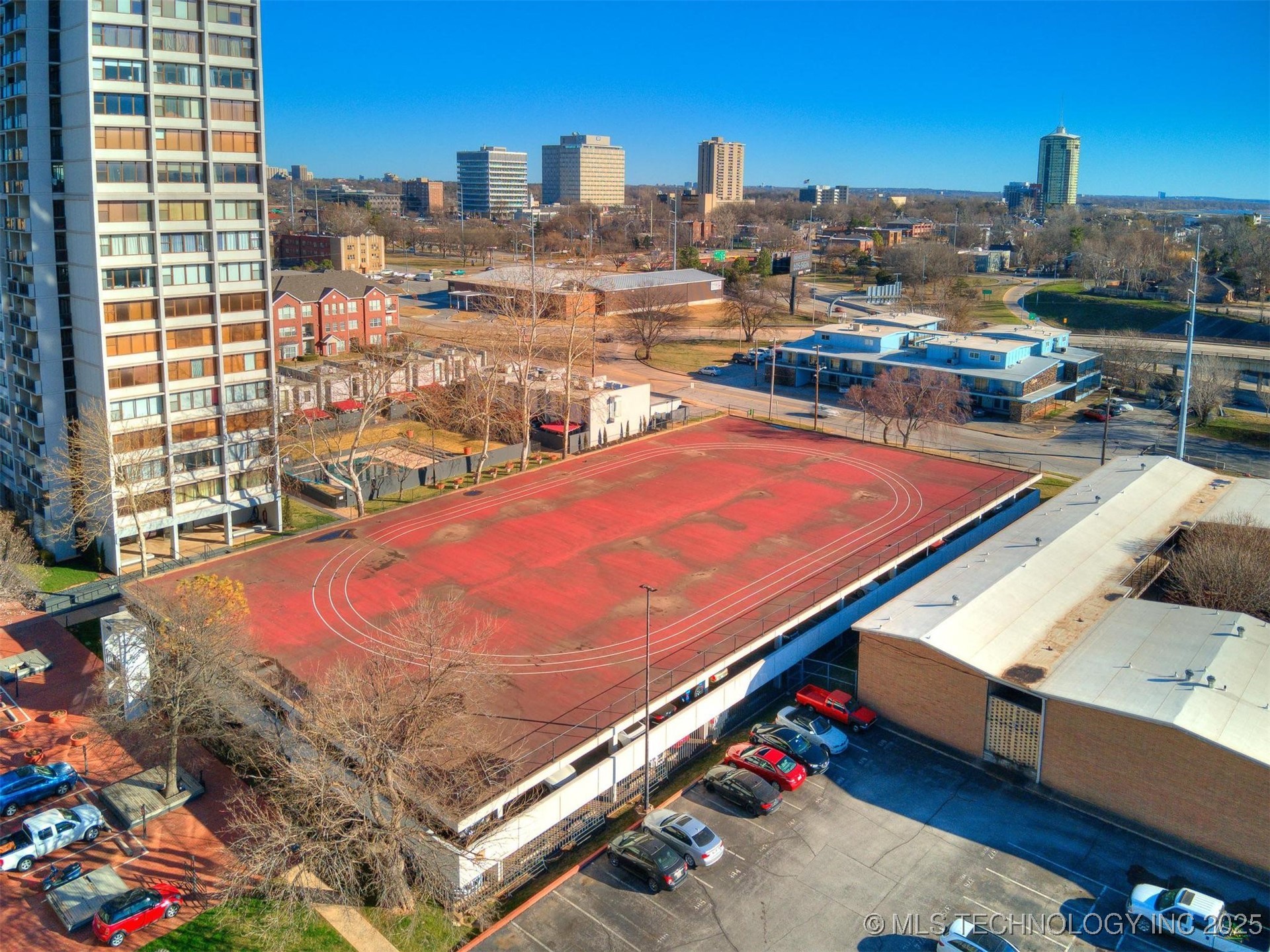 410 W 7th Street 223 Property Photo 5