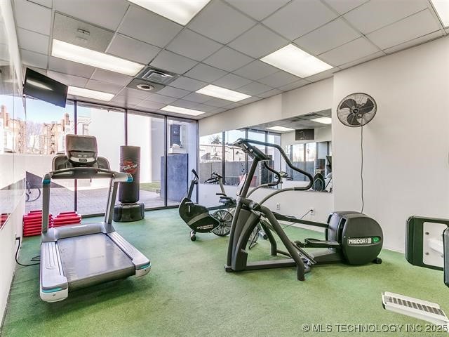 410 W 7th Street 223 Property Photo 18