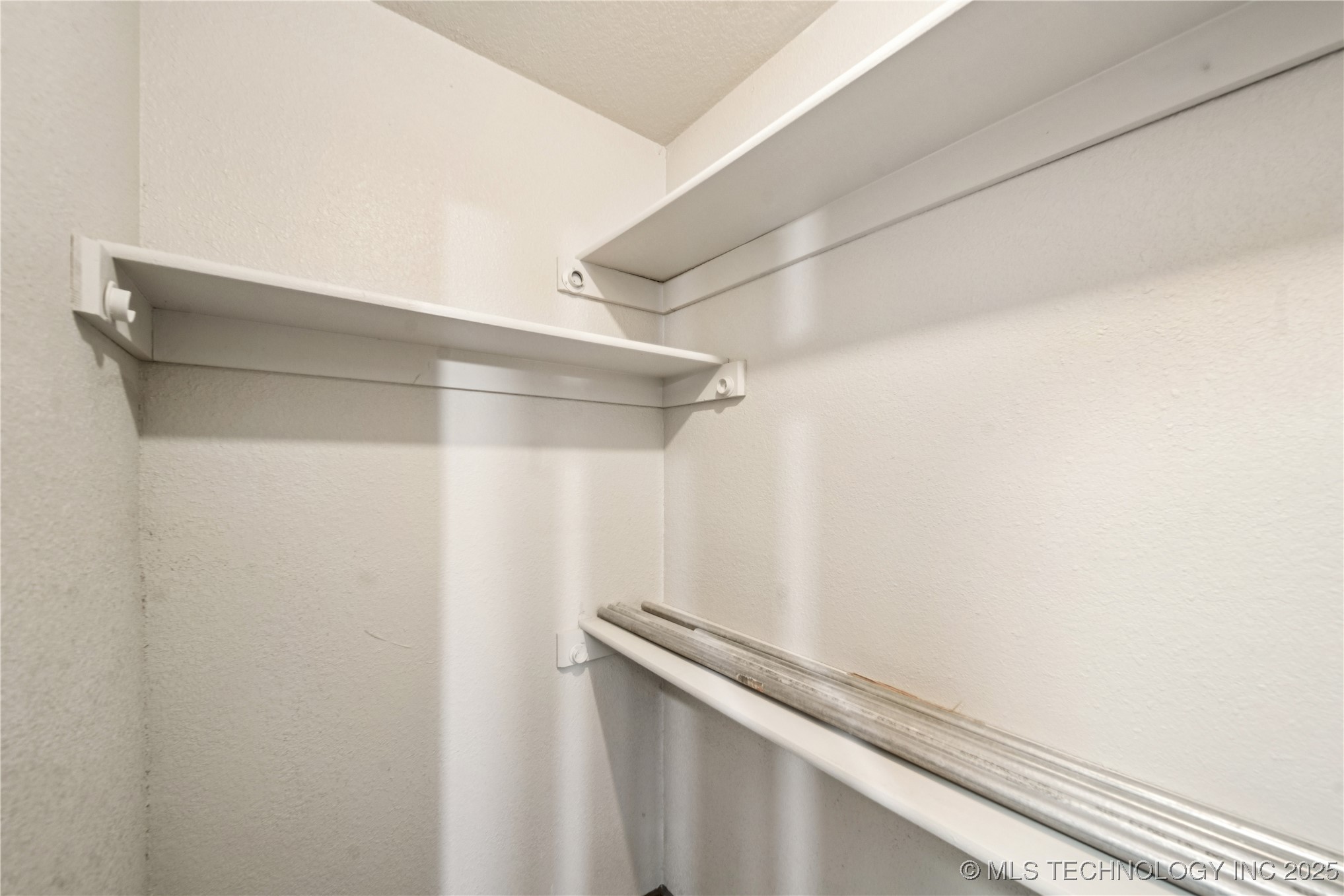 395 Nw B Street Property Photo 24