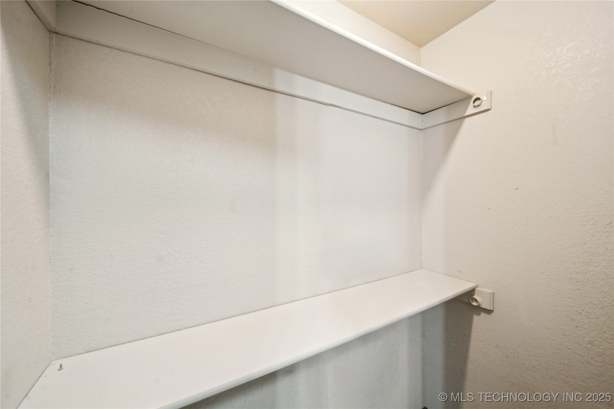 395 Nw B Street Property Photo 25