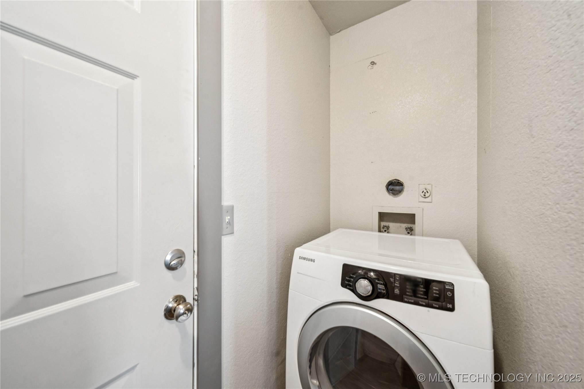 395 Nw B Street Property Photo 31