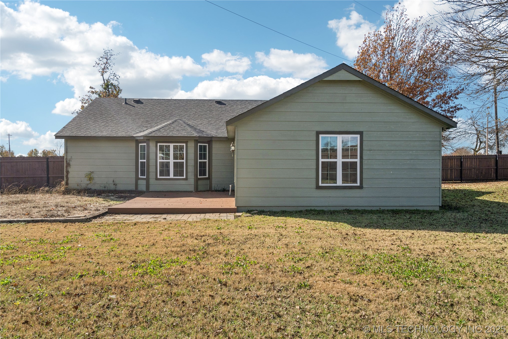 395 Nw B Street Property Photo 35