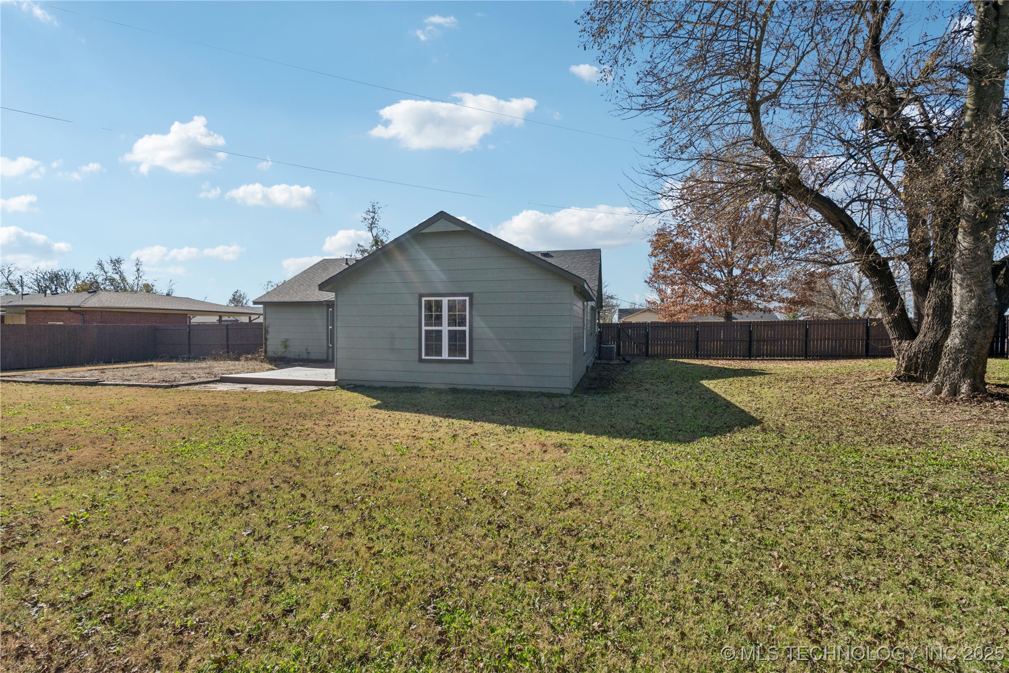 395 Nw B Street Property Photo 36