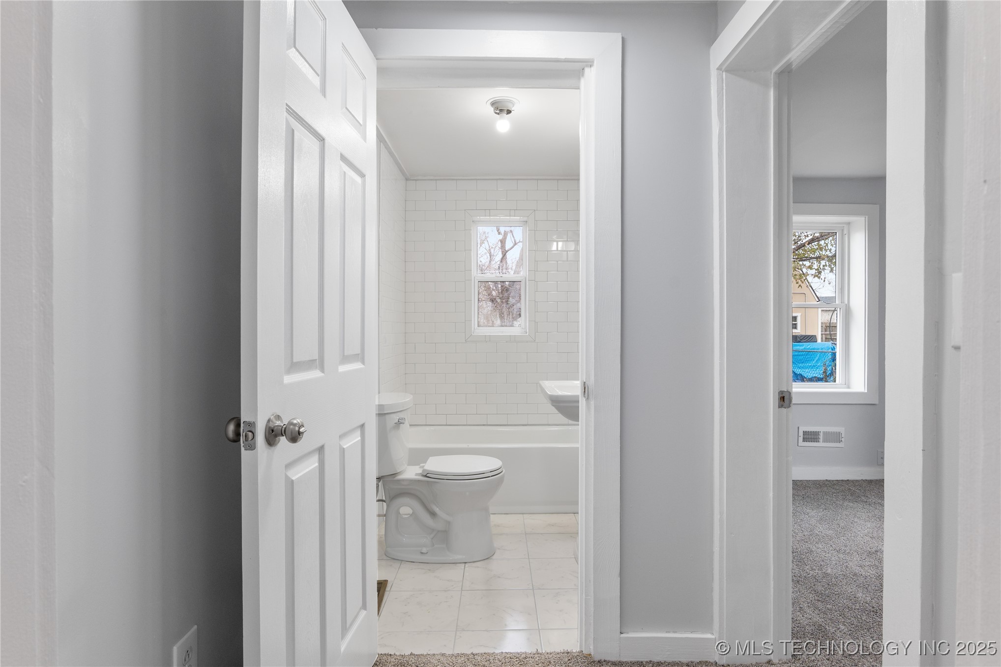 3816 Indiana Street Property Photo 23