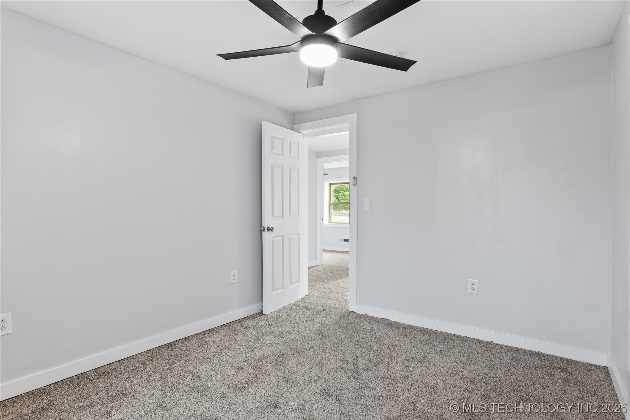 3816 Indiana Street Property Photo 26