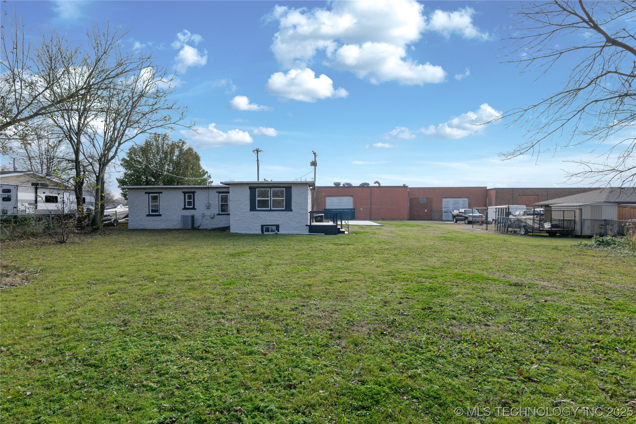 3816 Indiana Street Property Photo 32