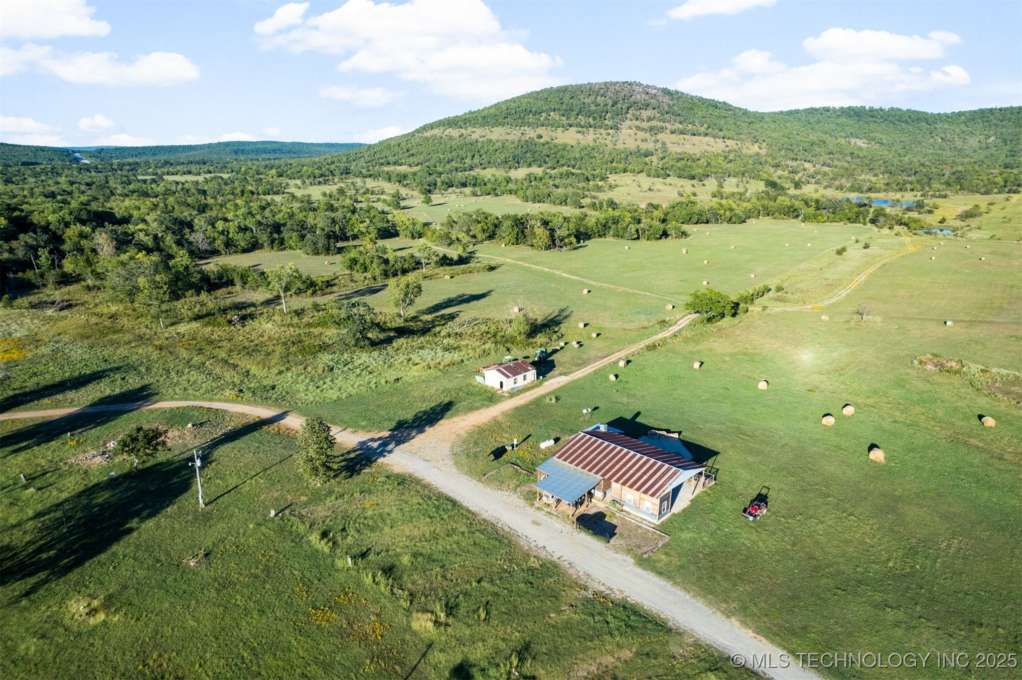 1600 N Newkirk Road Property Photo 1