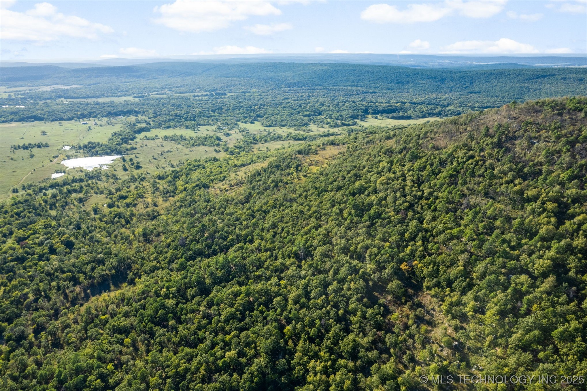 1600 N Newkirk Road Property Photo 11