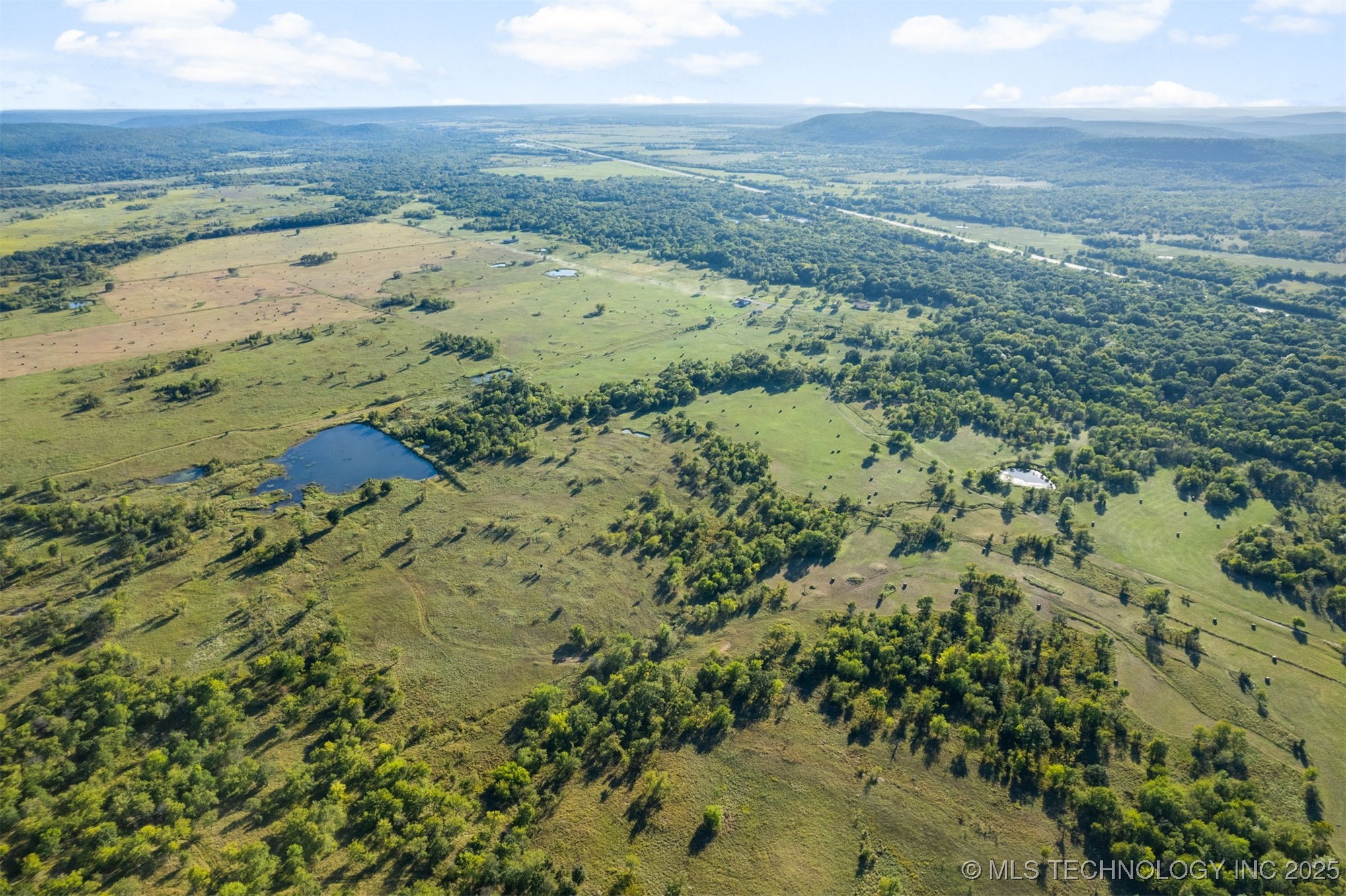 1600 N Newkirk Road Property Photo 16