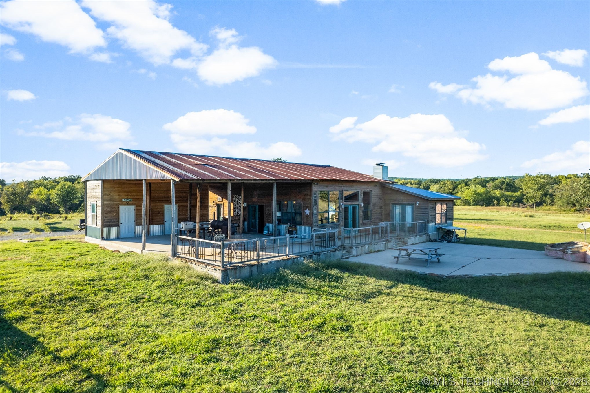 1600 N Newkirk Road Property Photo 28