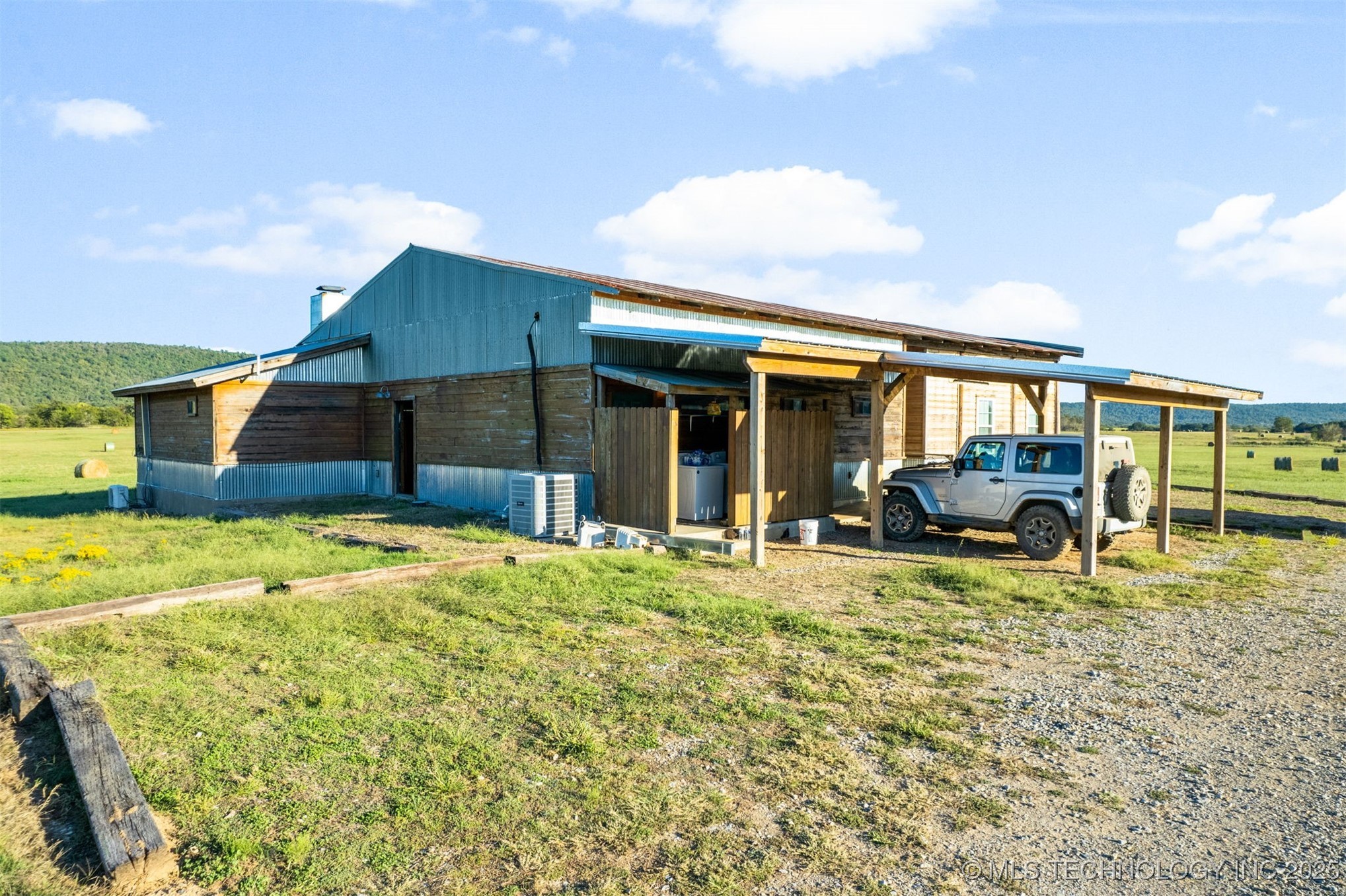 1600 N Newkirk Road Property Photo 35