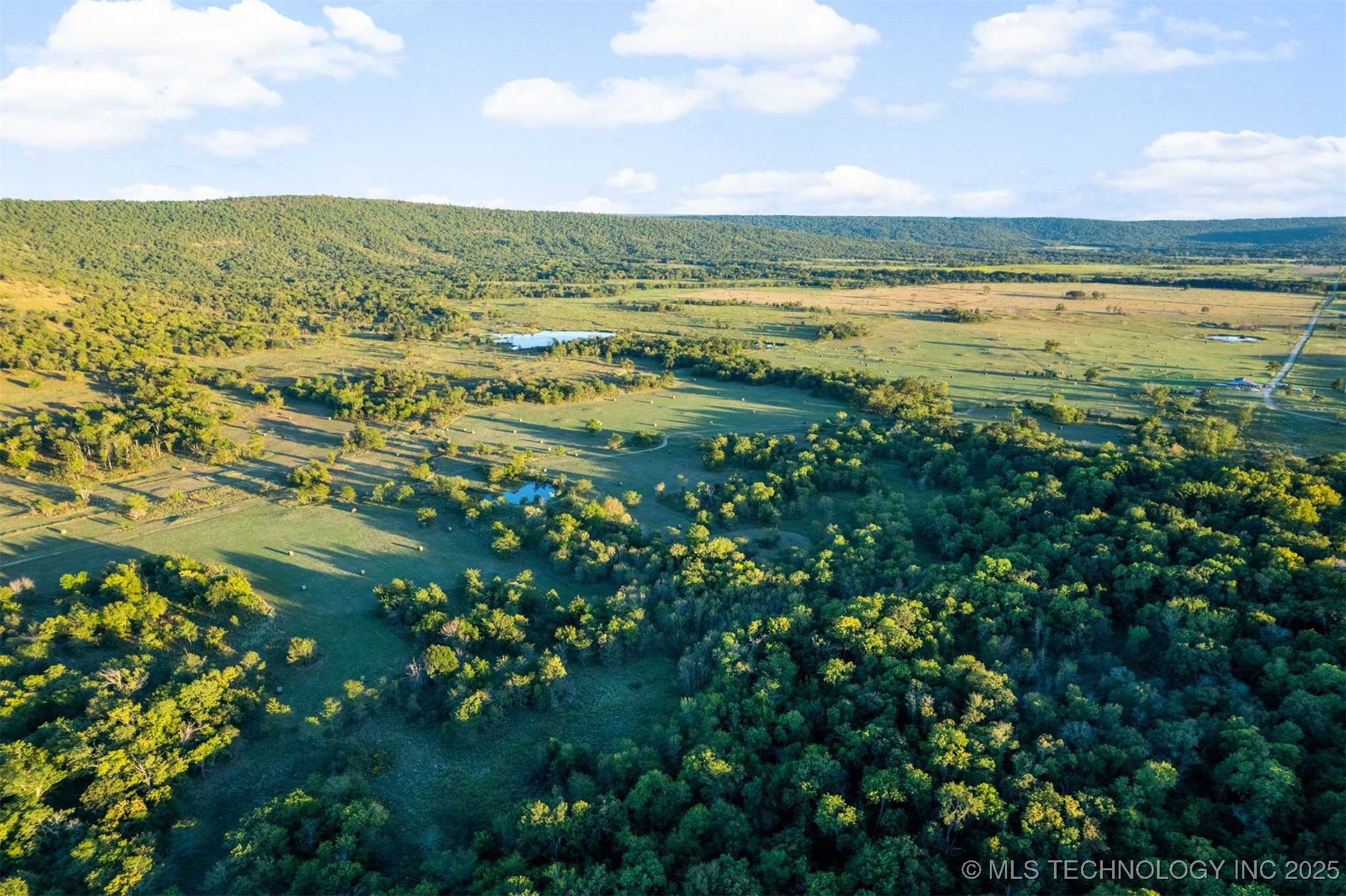 1600 N Newkirk Road Property Photo 40