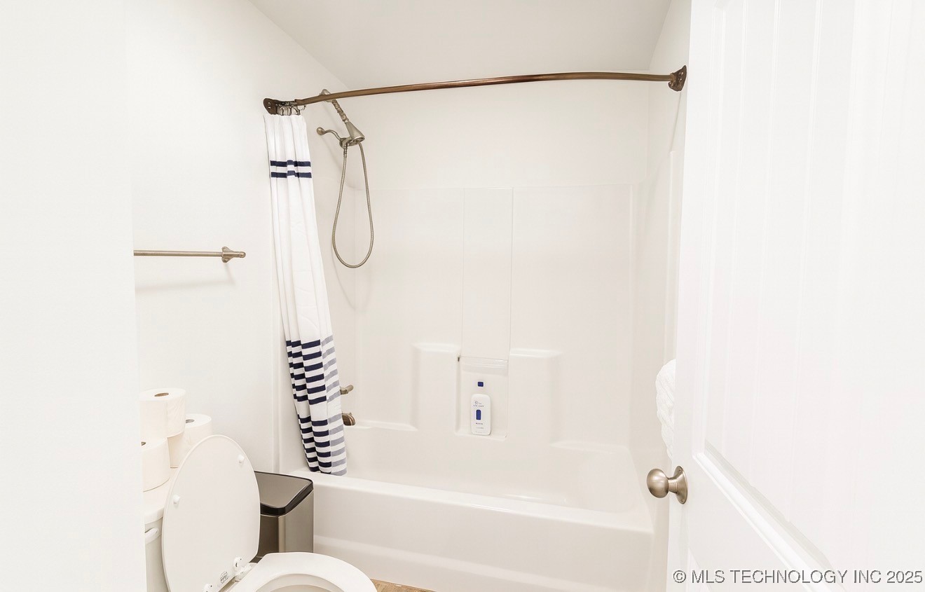 10317 S Nathan Street Property Photo 8