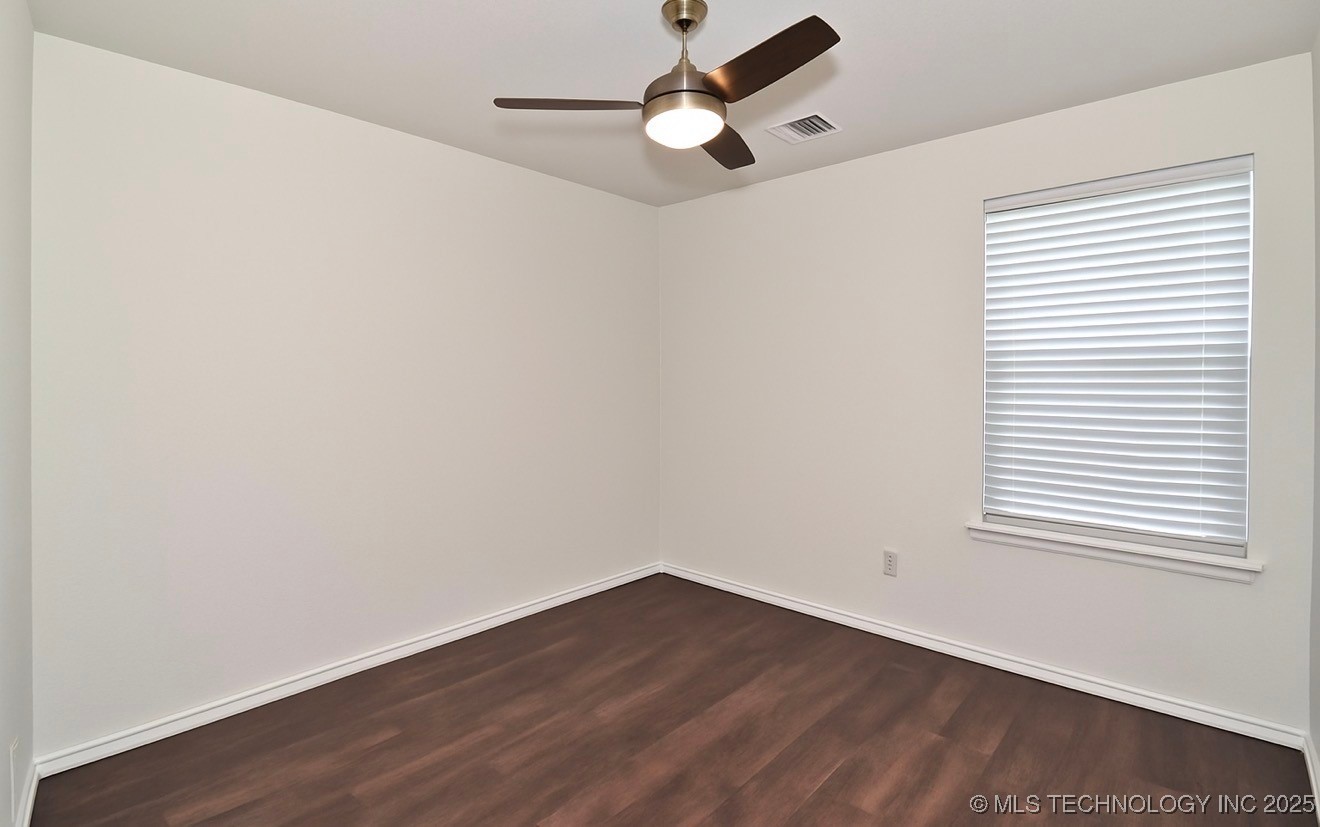 10317 S Nathan Street Property Photo 12