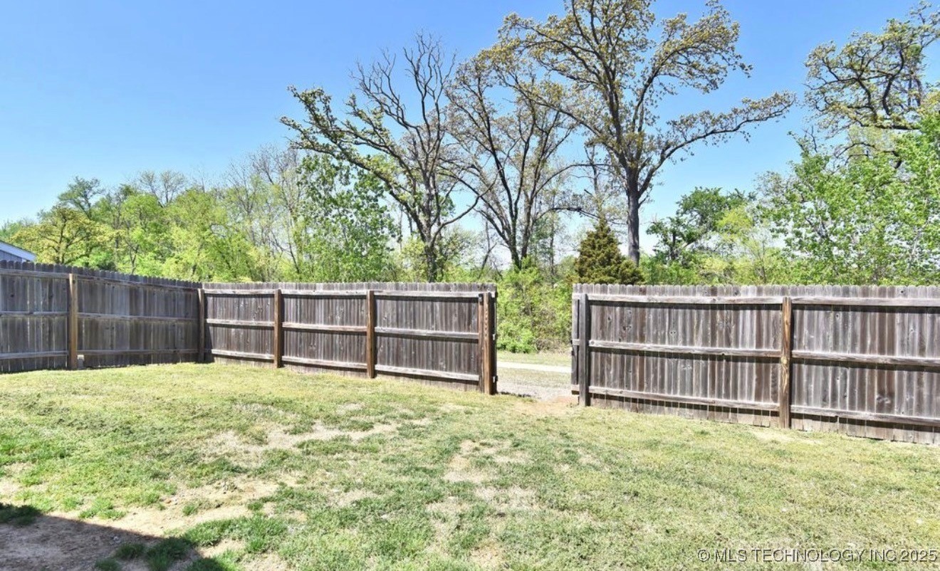 10317 S Nathan Street Property Photo 18