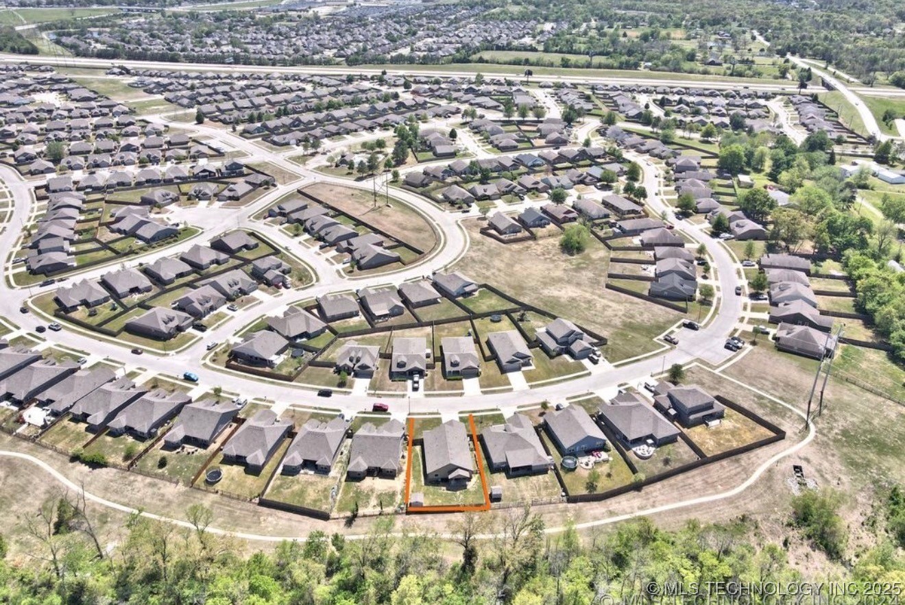 10317 S Nathan Street Property Photo 25