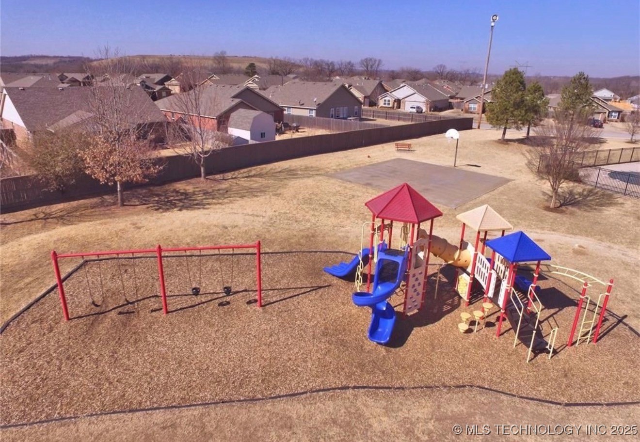 10317 S Nathan Street Property Photo 27