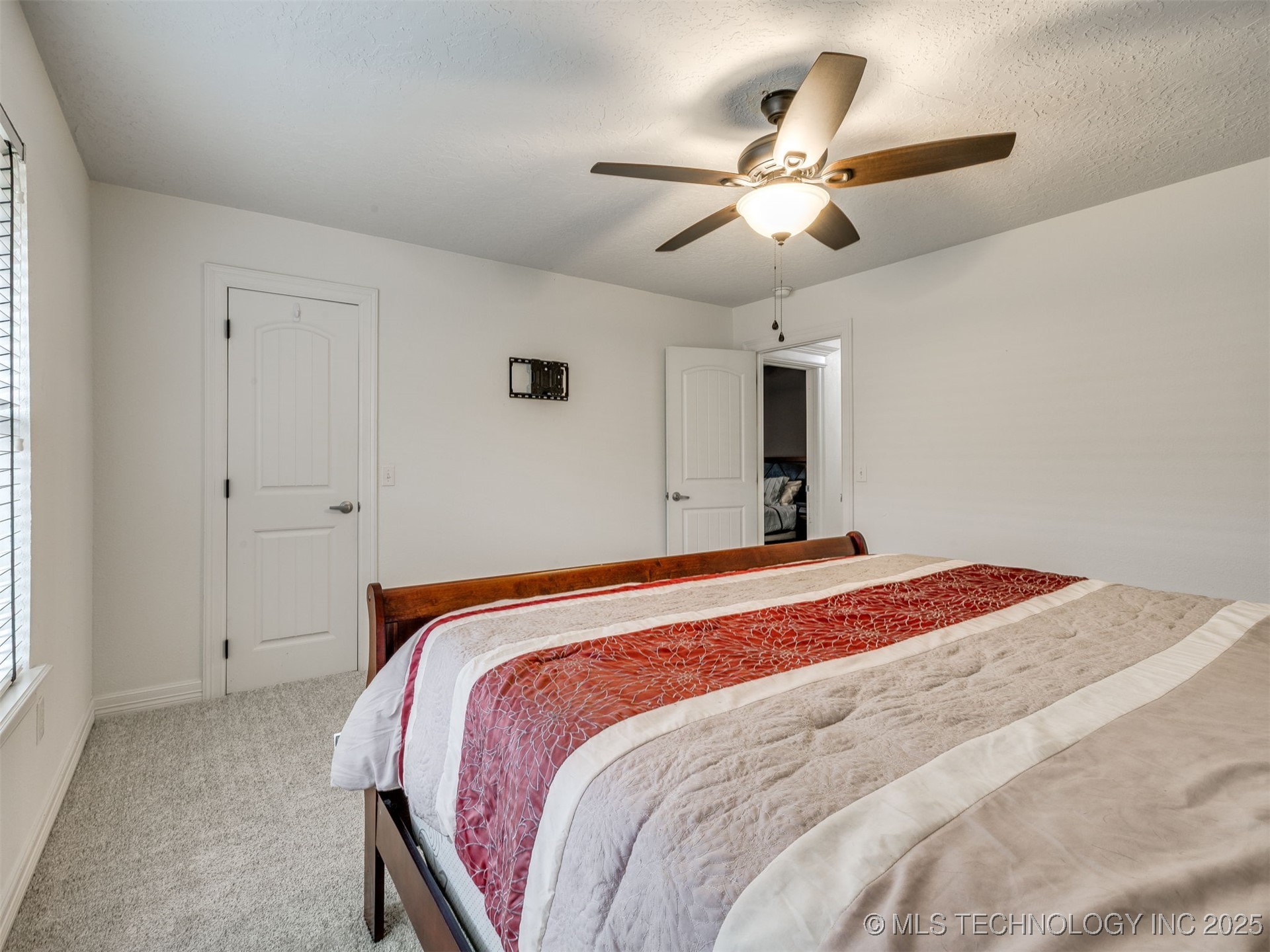 517 Meadowood Drive Property Photo 19