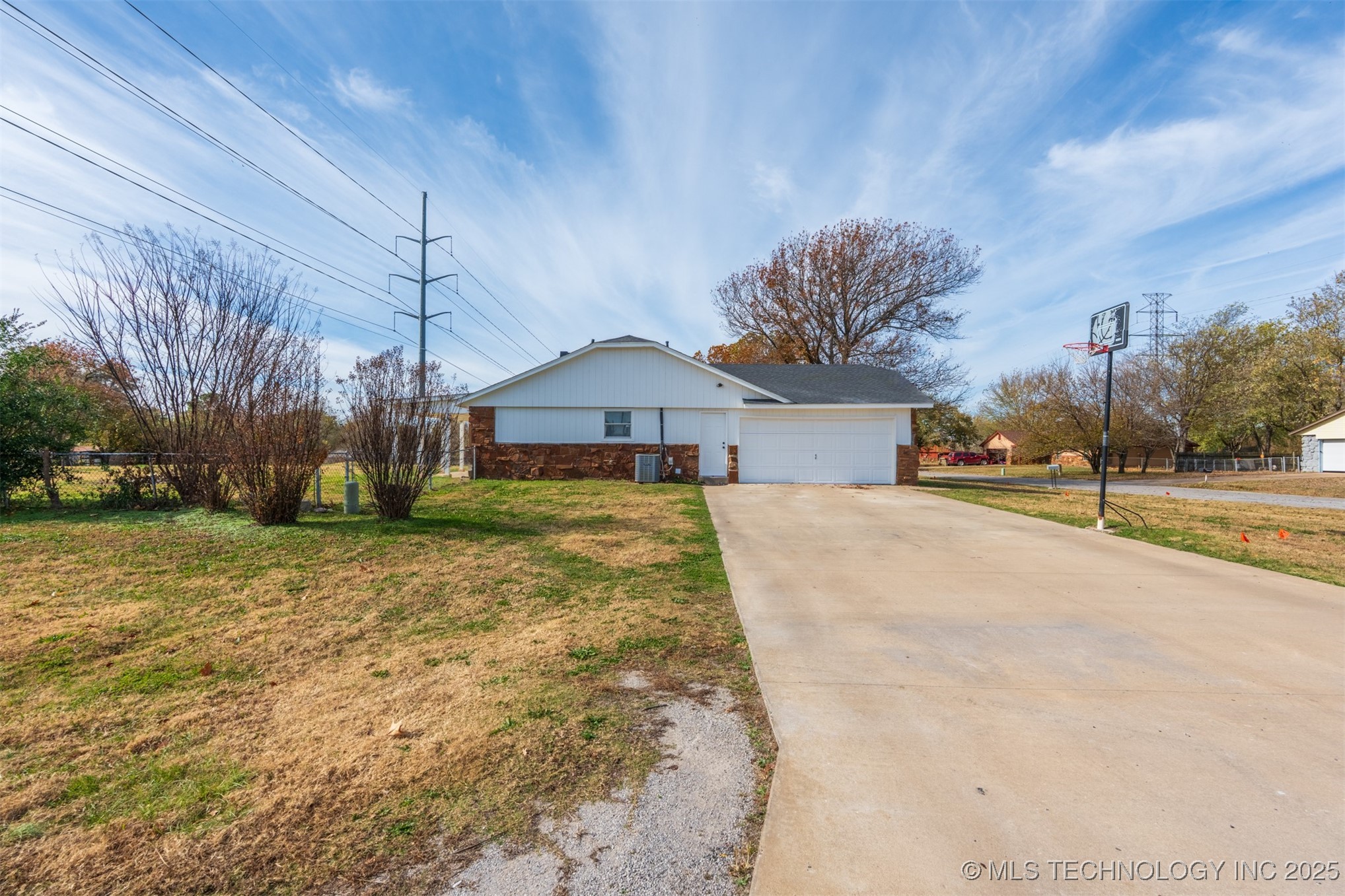 23810 E 103rd Place S Property Photo 5