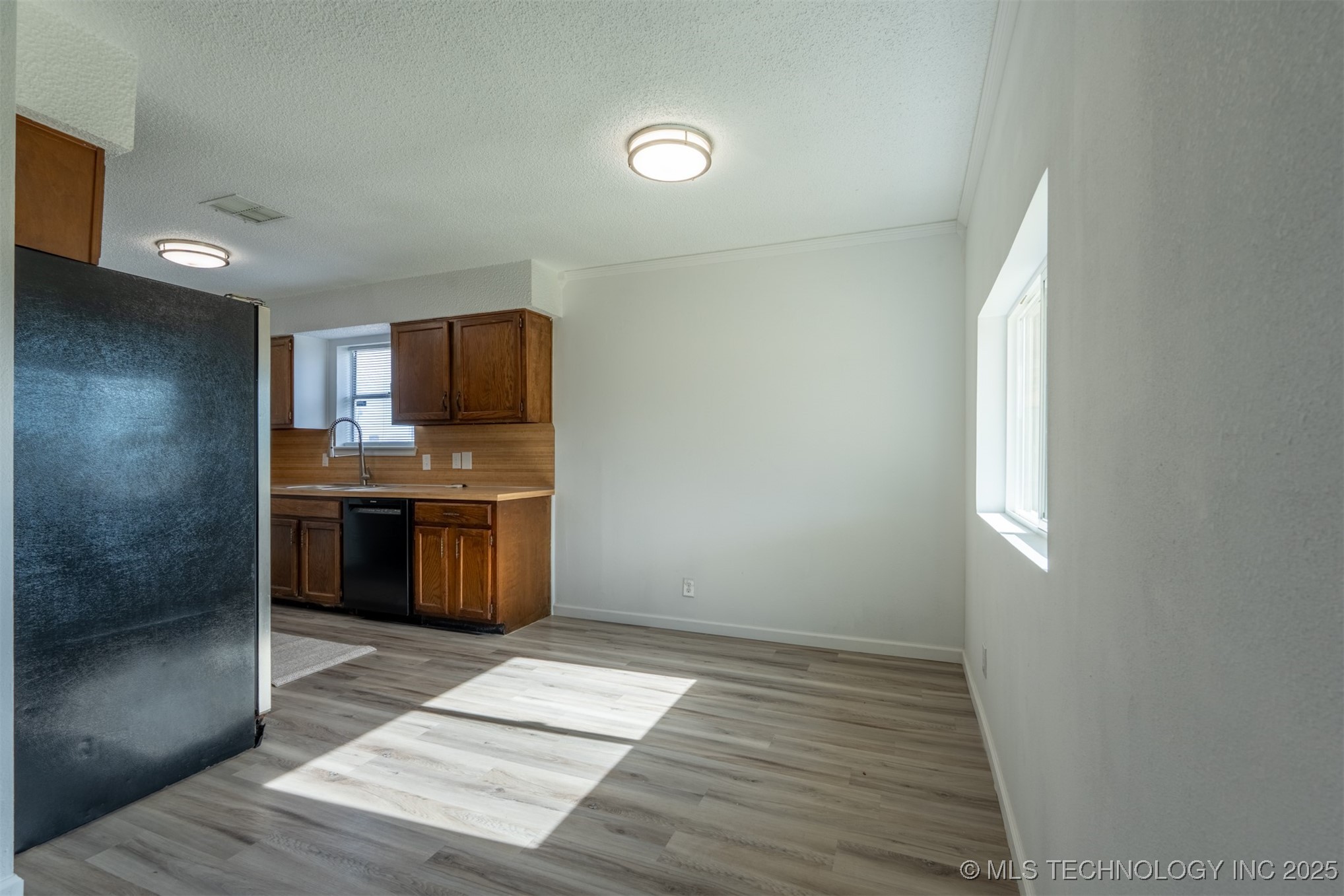 23810 E 103rd Place S Property Photo 16