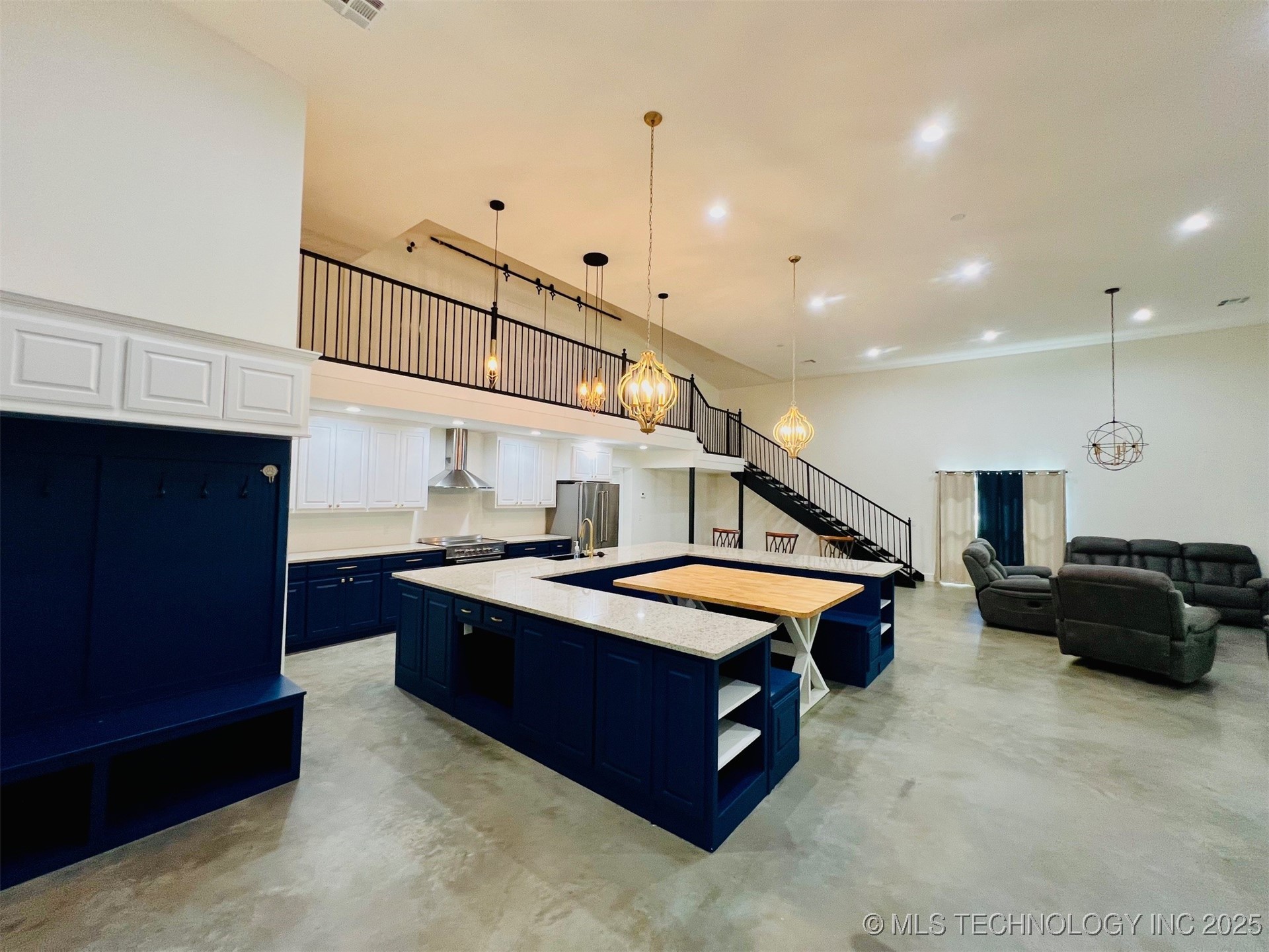 3896 Kiowa Drive Property Photo 8