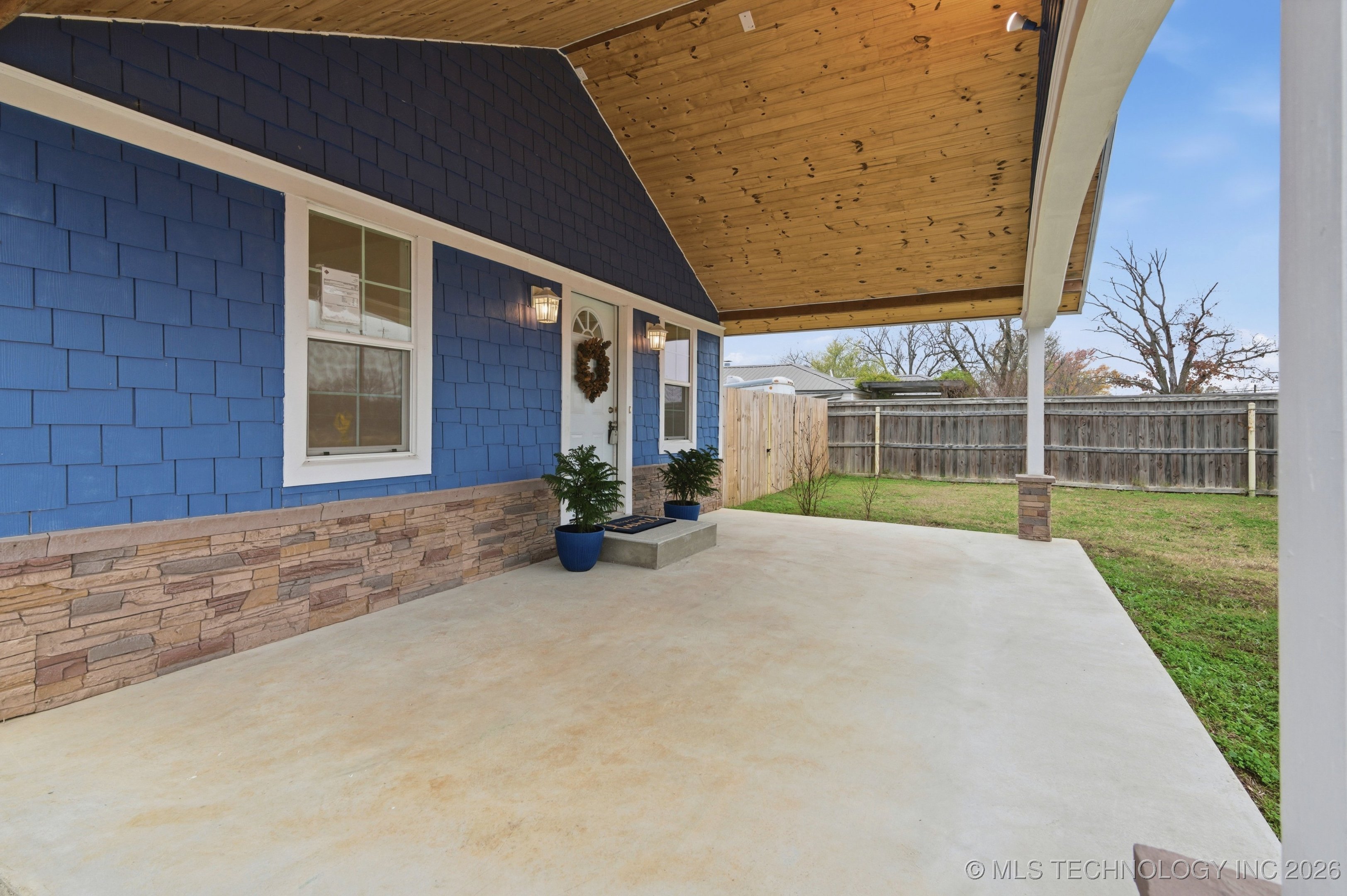 5924 W 31st Street Property Photo 6