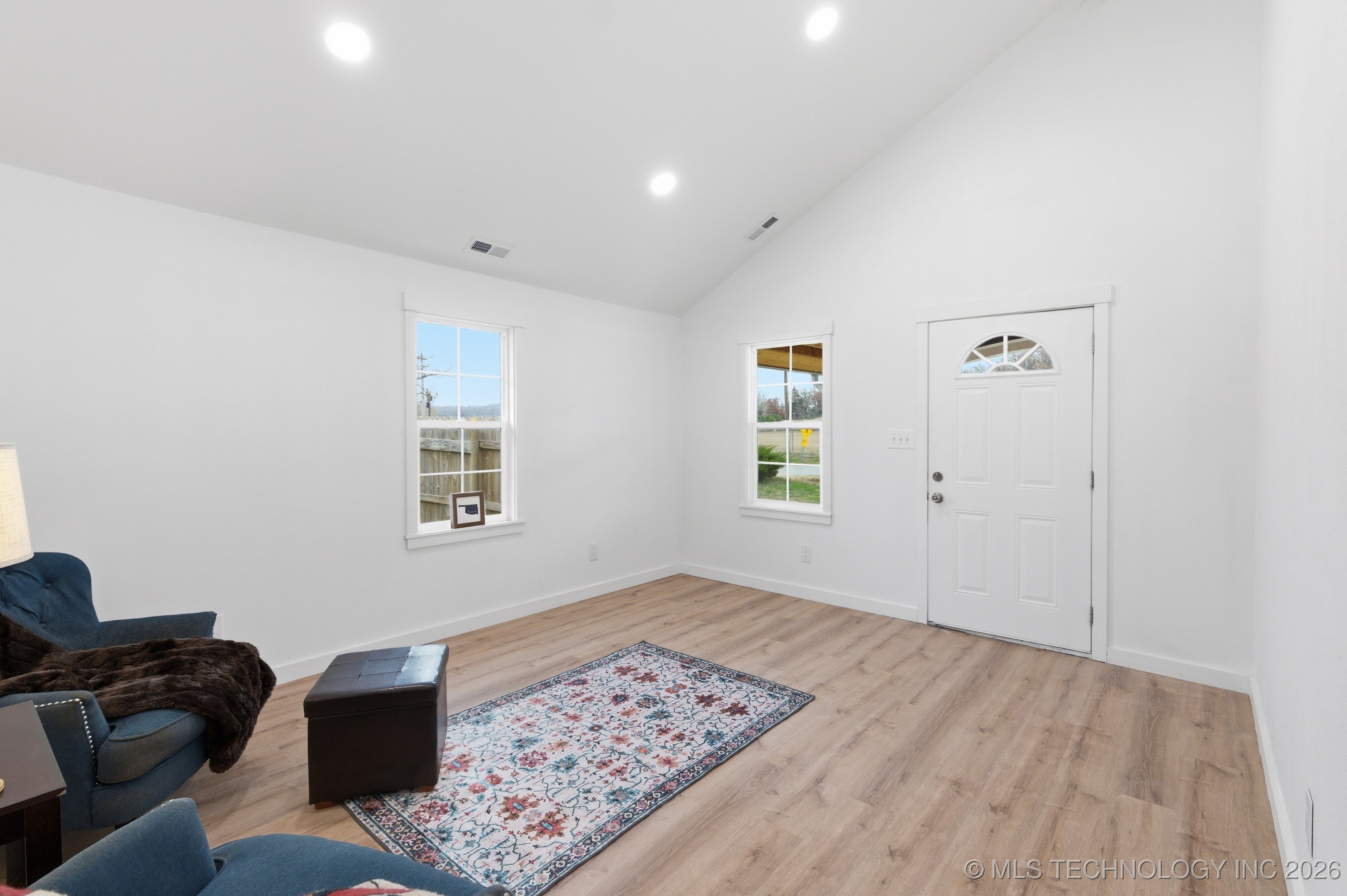 5924 W 31st Street Property Photo 9