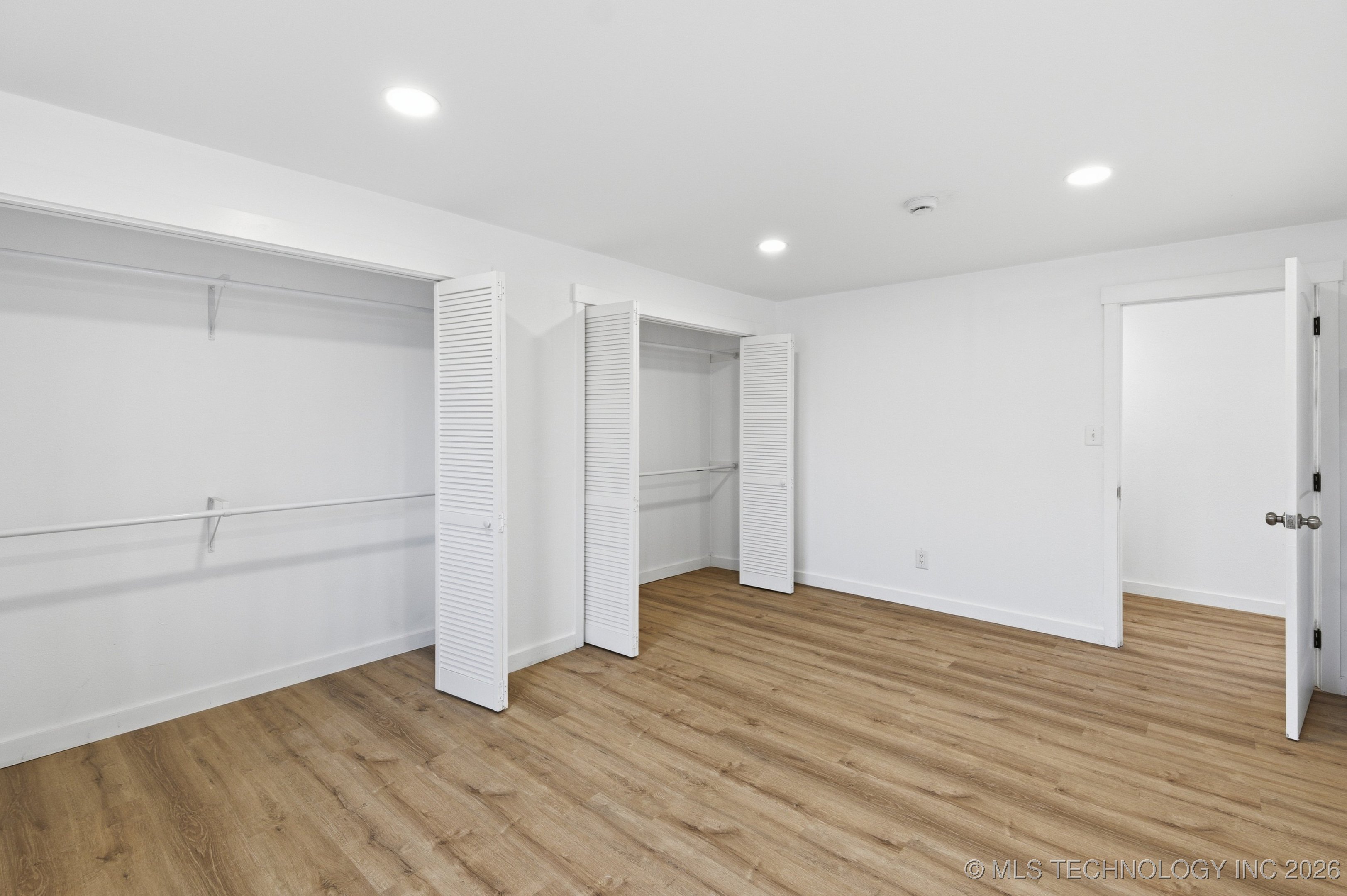 5924 W 31st Street Property Photo 13